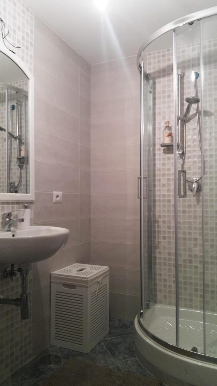 Apartment - Photo 2