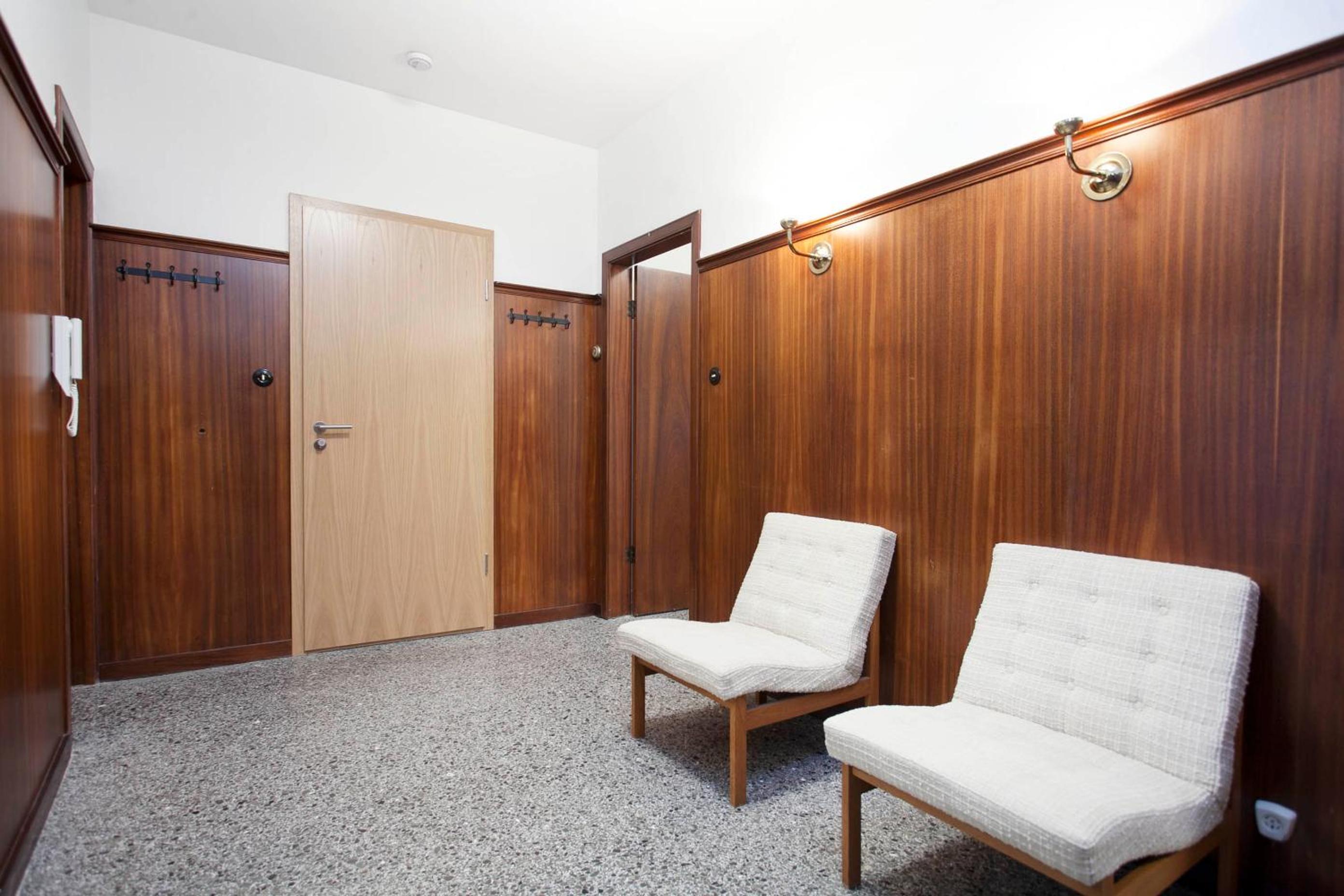 Vintage Apartment photo 2