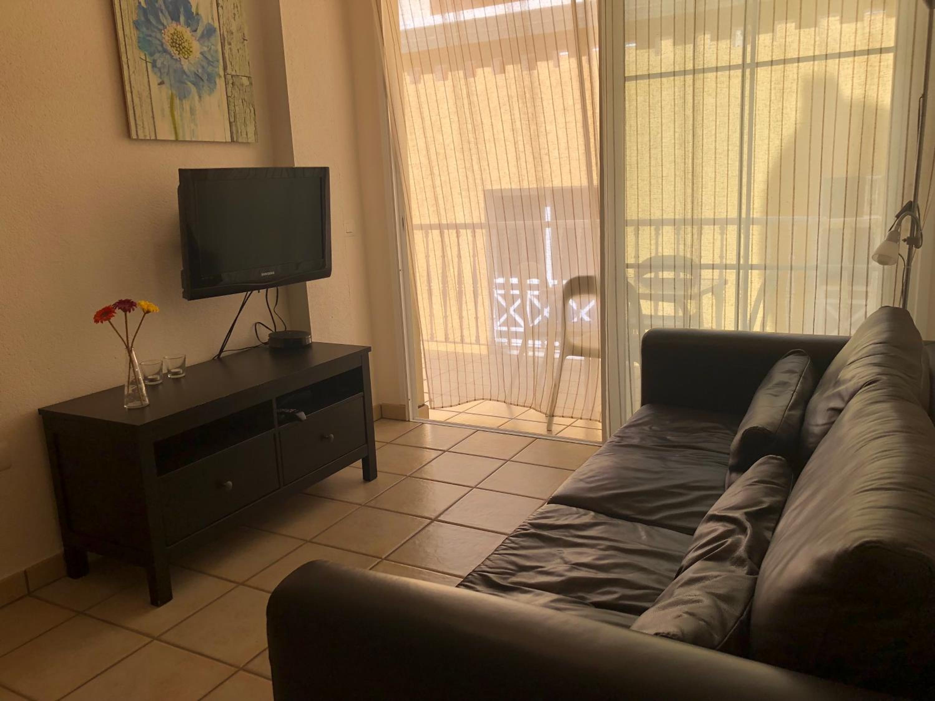 Apartment photo 2