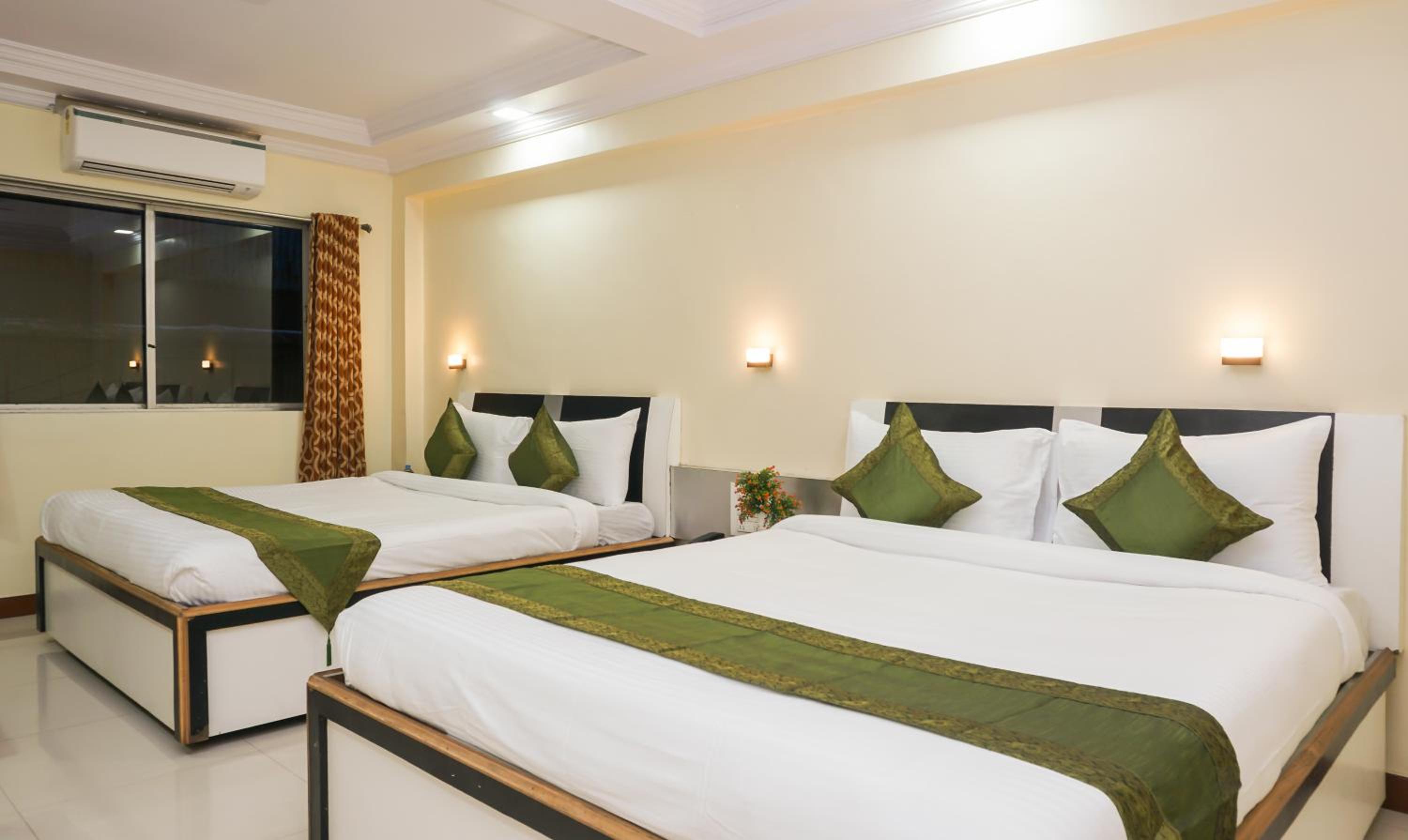 Superior Room - Photo 9