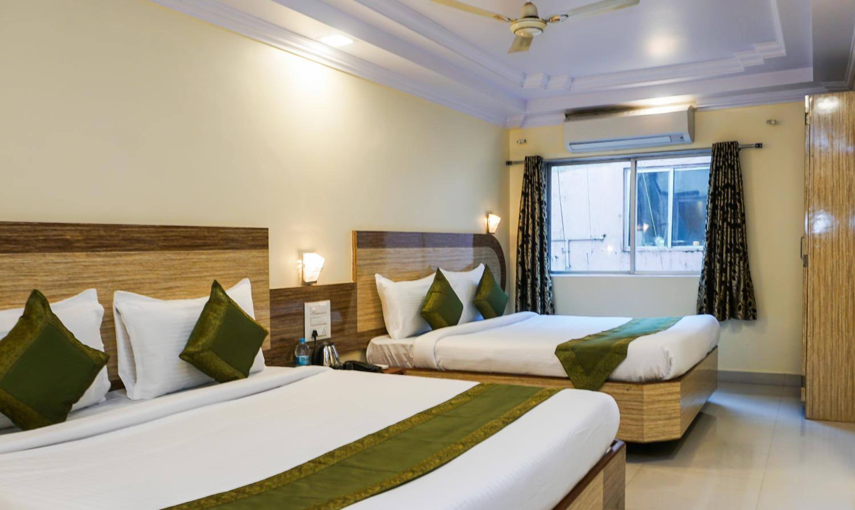 Superior Room - Photo 12