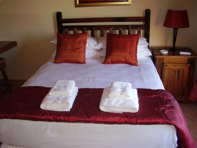 Deluxe Double Room with Shower - Photo 5
