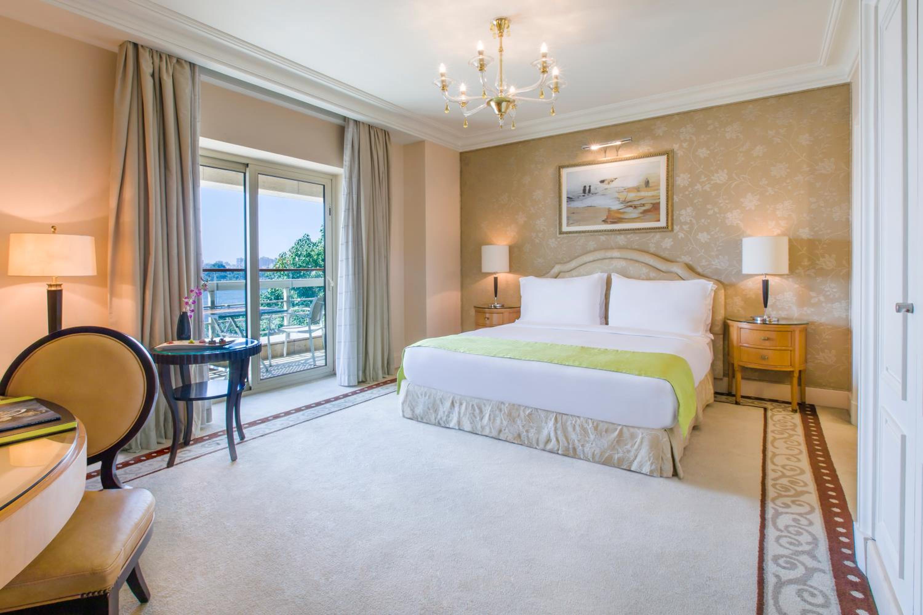 Nile Deluxe Room King - Photo 8