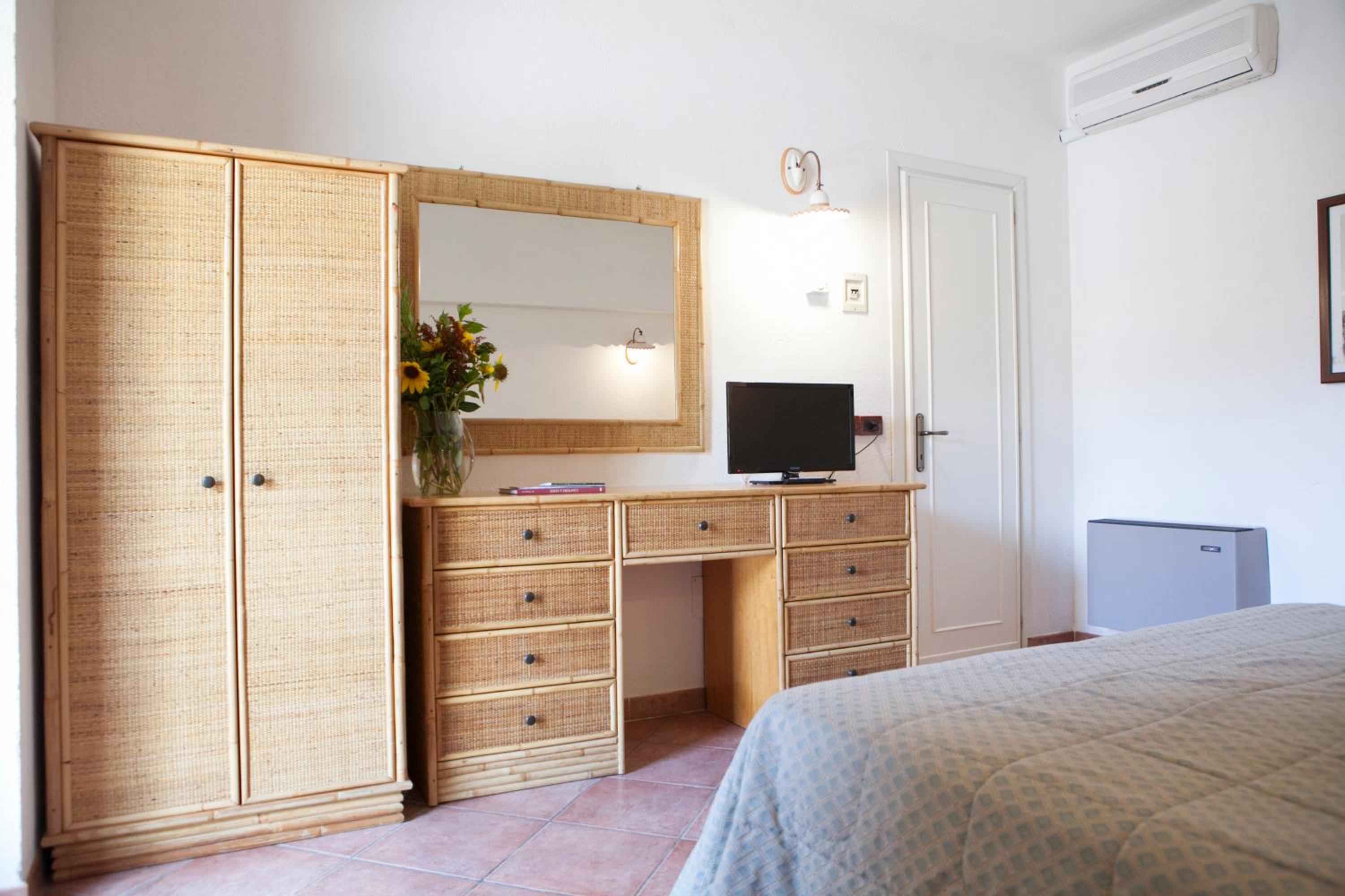 Basic Double Room - Photo 2