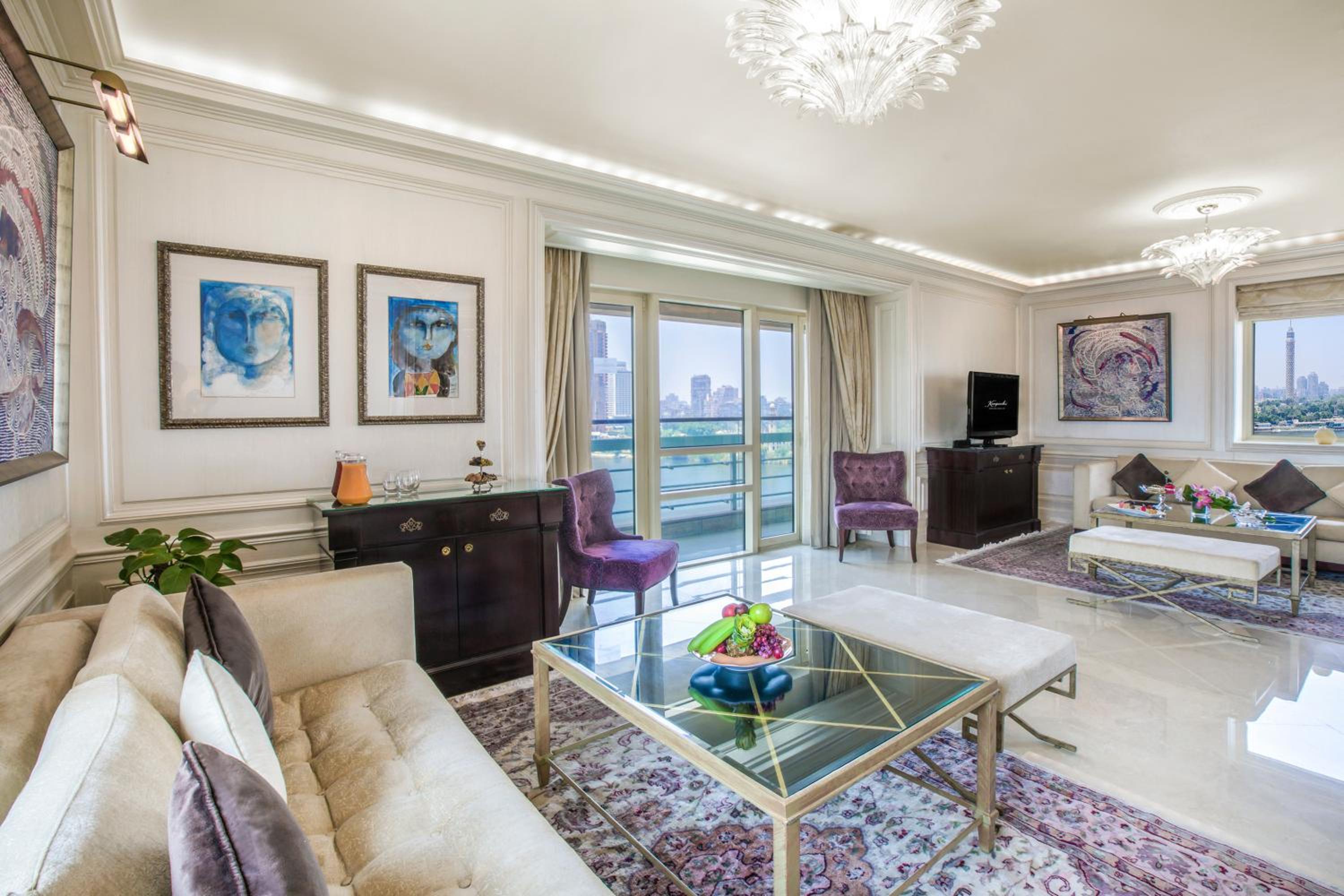 Presidential Suite thumbnail 6