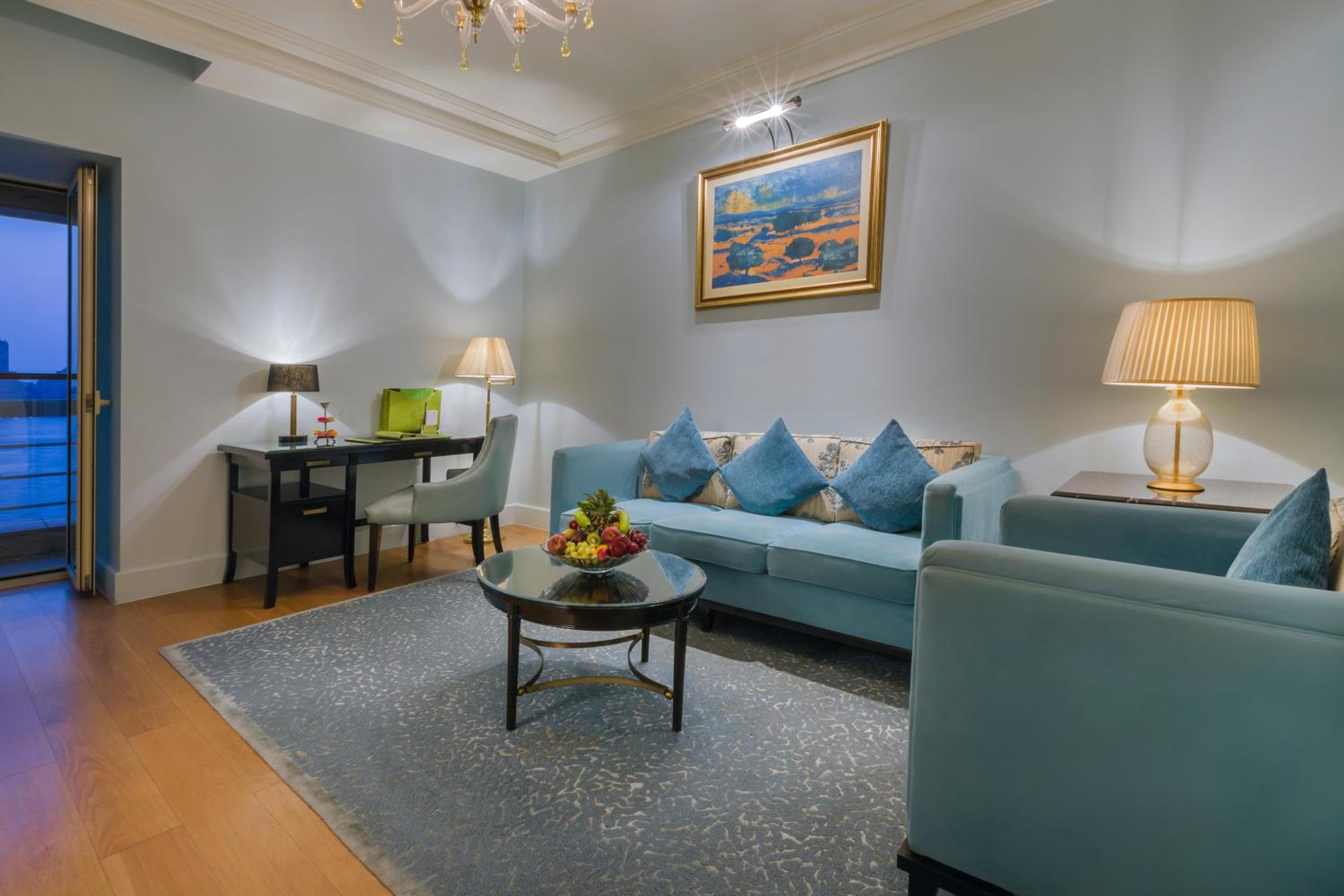 Nile Deluxe Suite - Photo 5