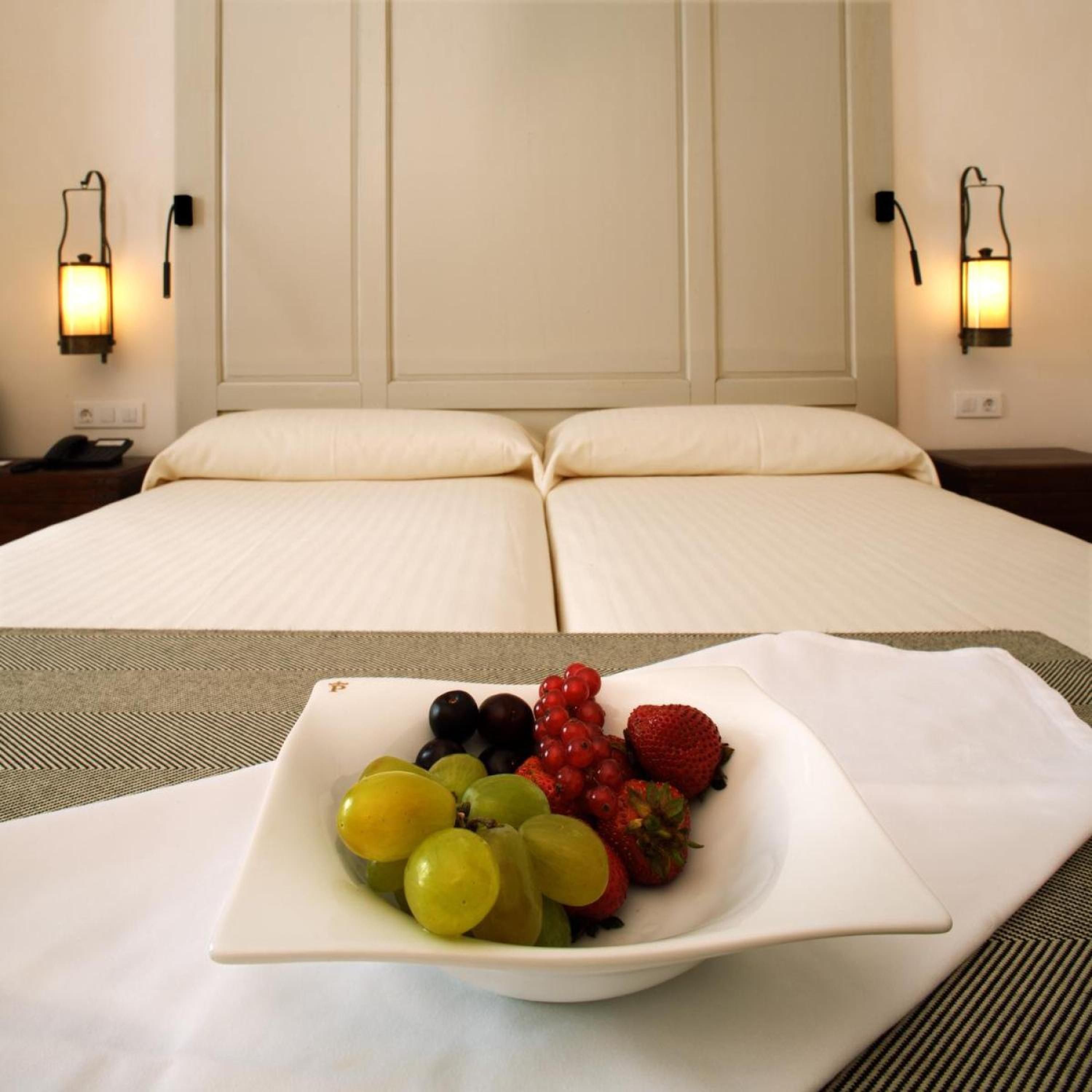 Standard Double Room - Photo 1