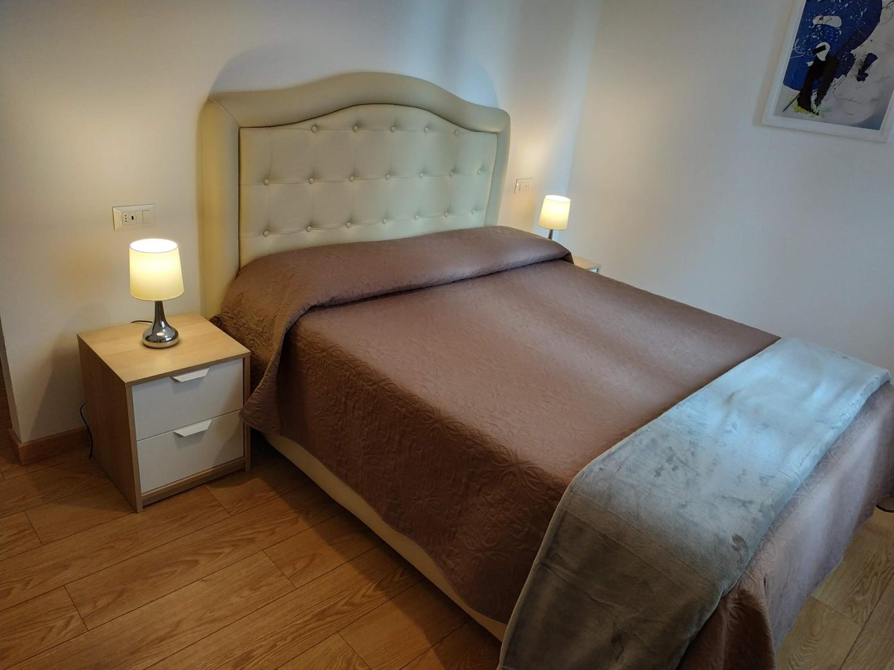 Budget Double Room with Private Bathroom