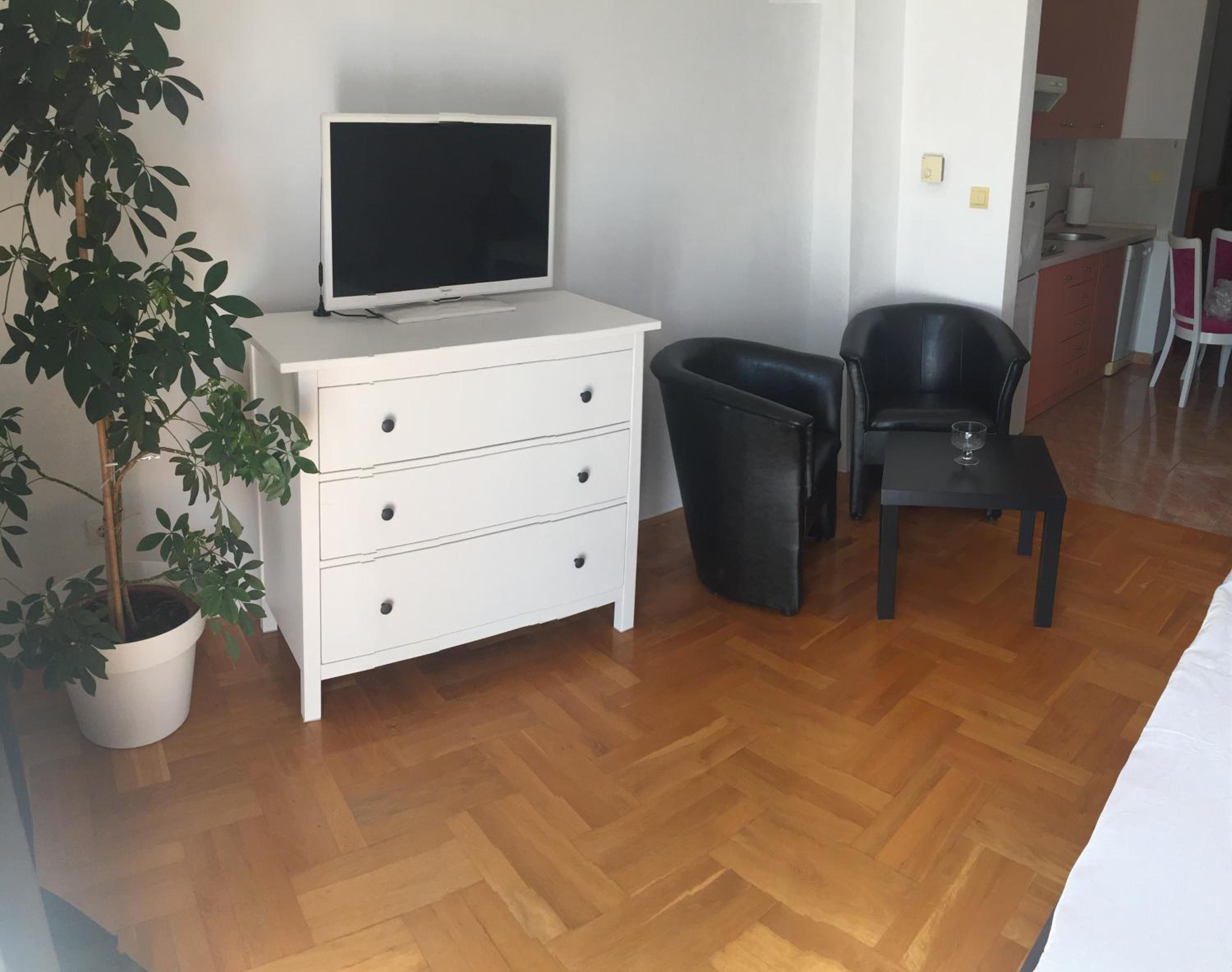 Apartment - Photo 15