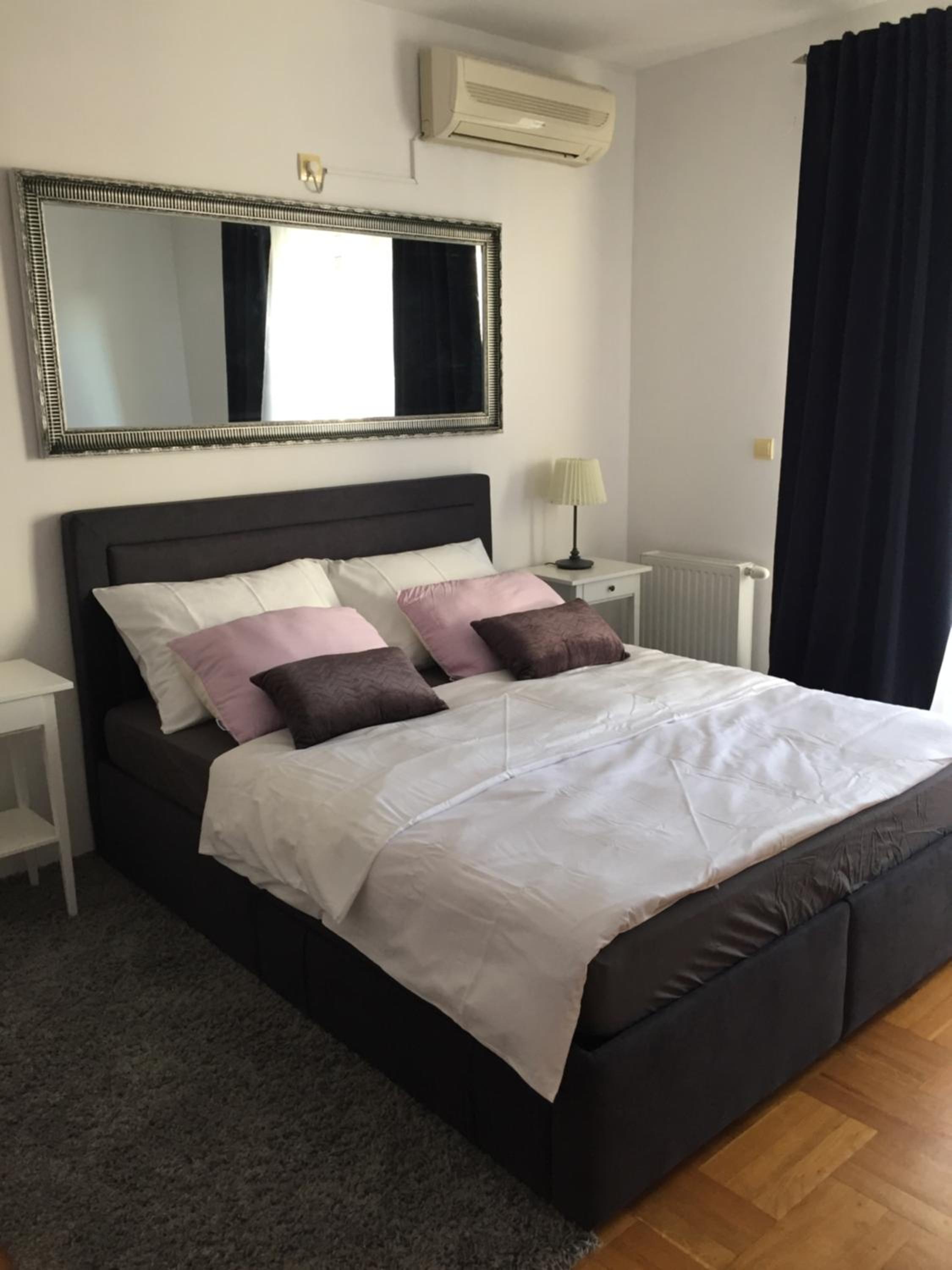 Apartment - Photo 12