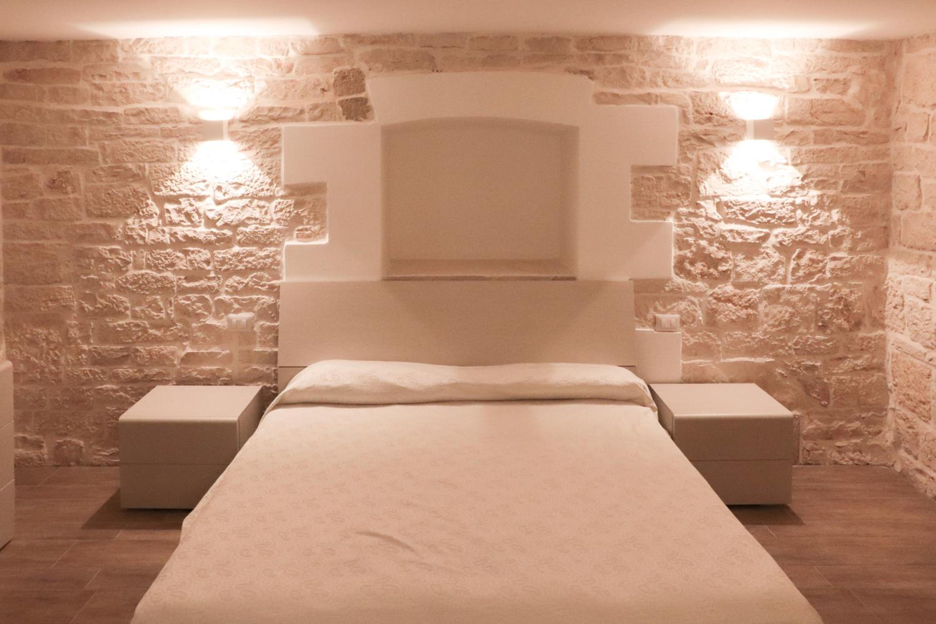 Basic Triple Room photo 1