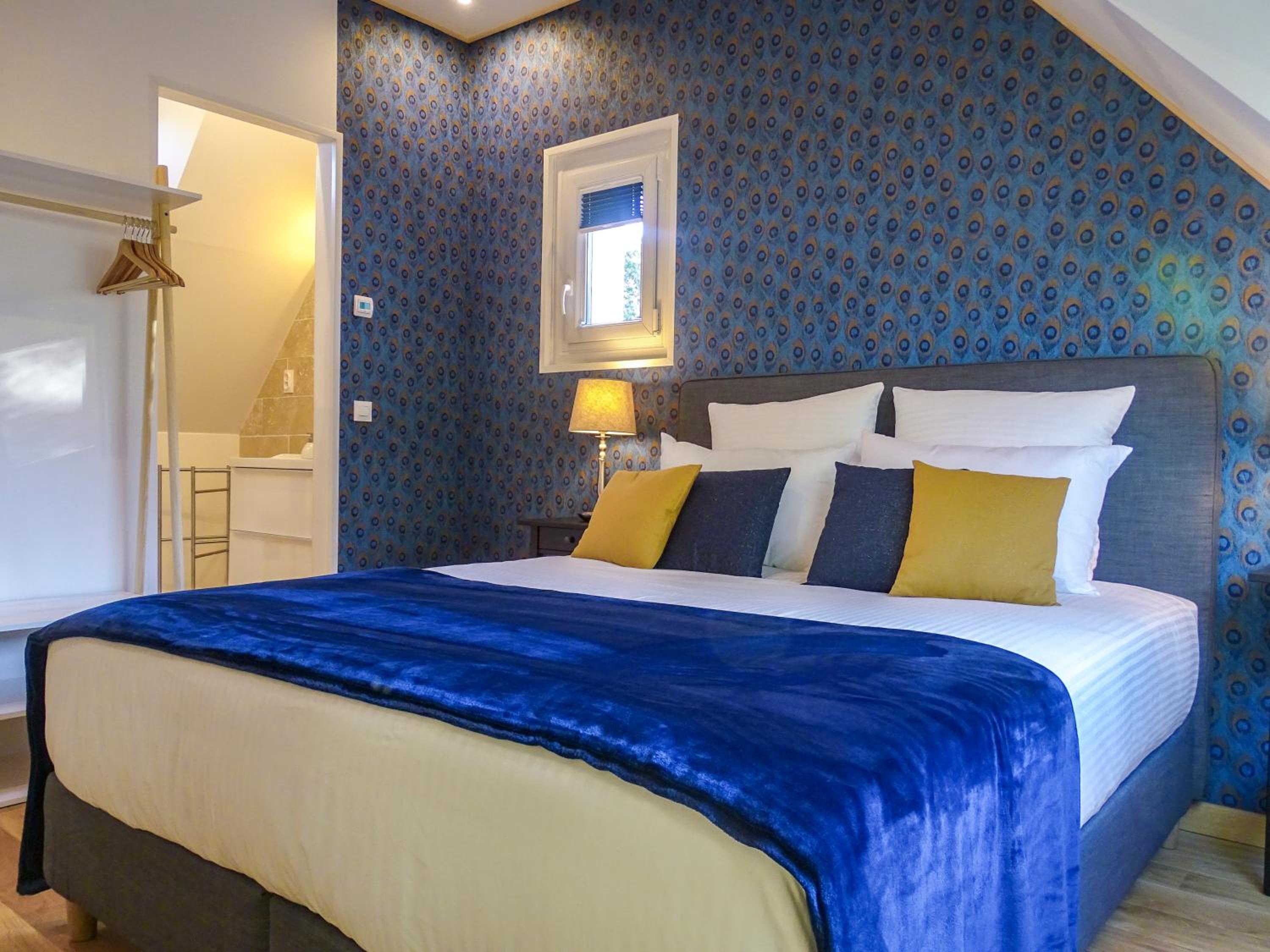 Queen Room photo 3