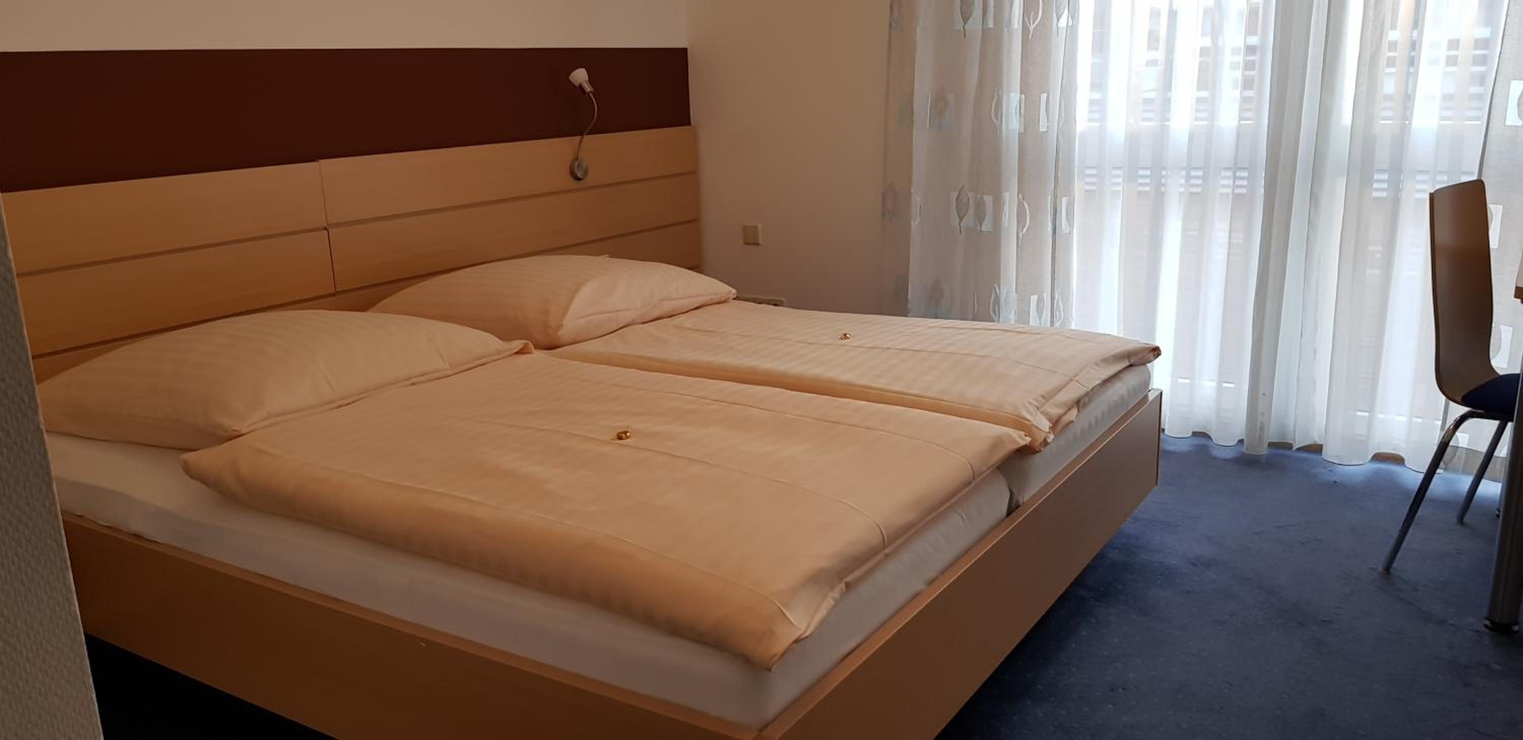 Double Room - Photo 11