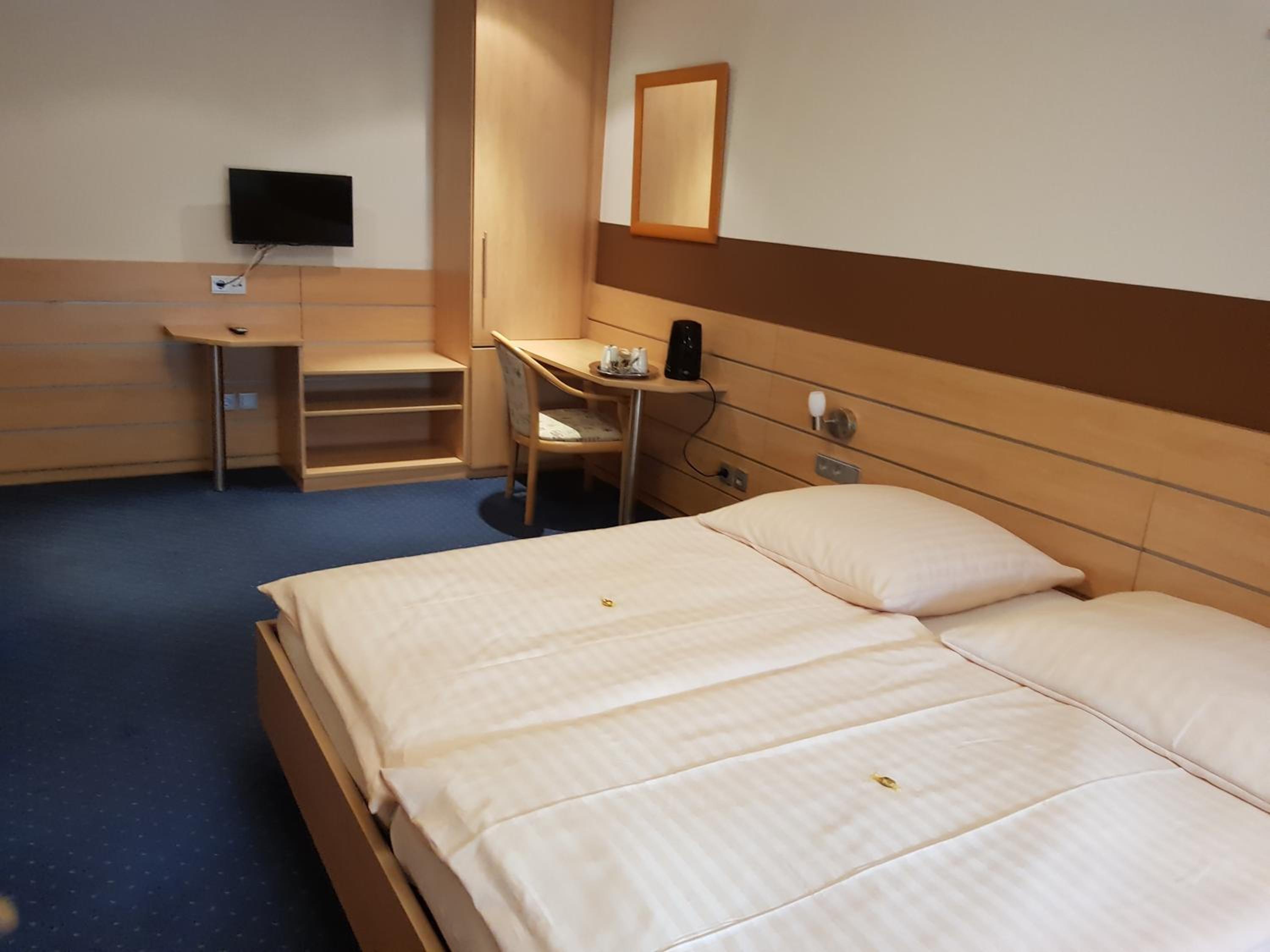 Double Room - Photo 1