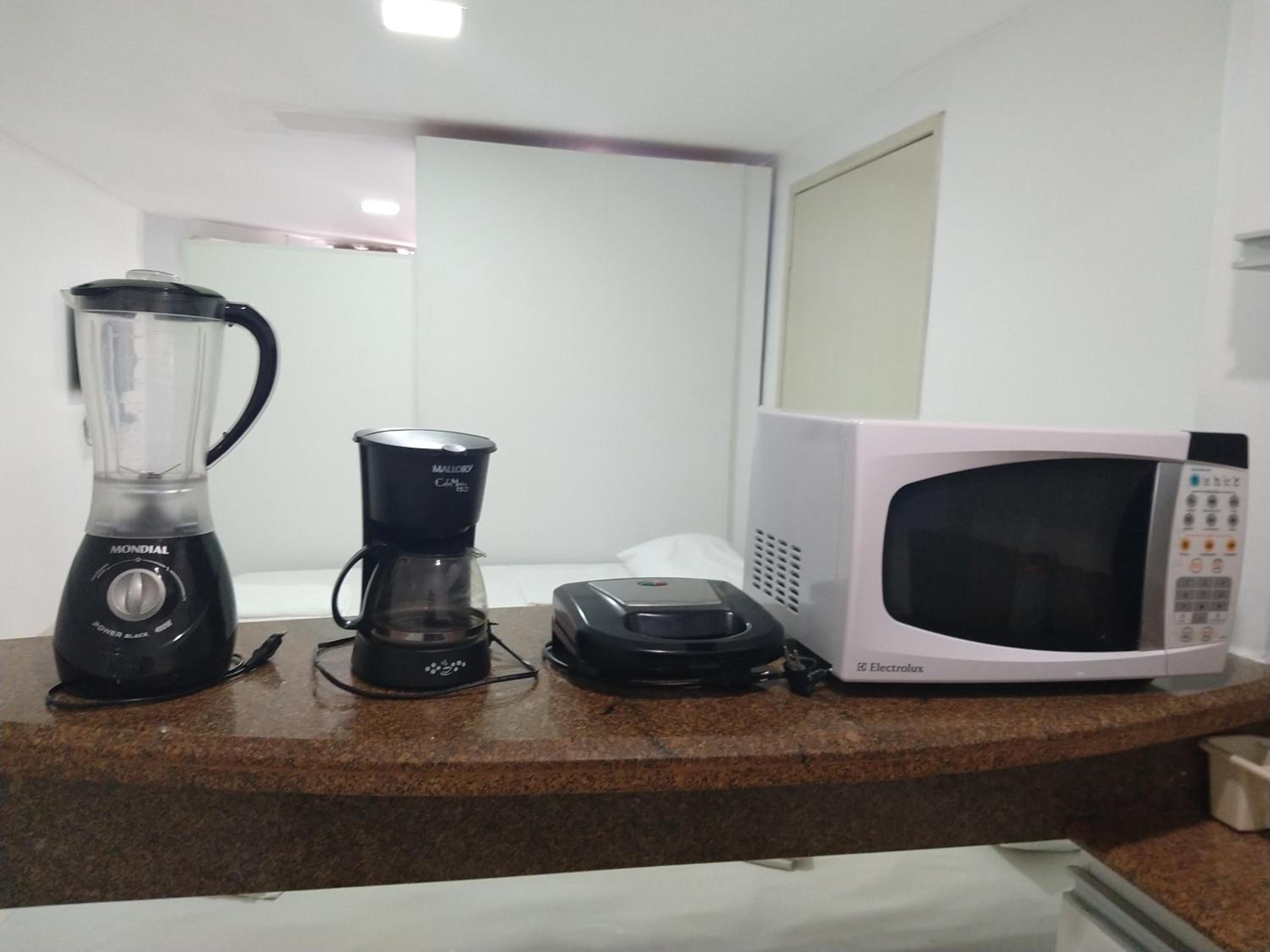 Apartment photo 2