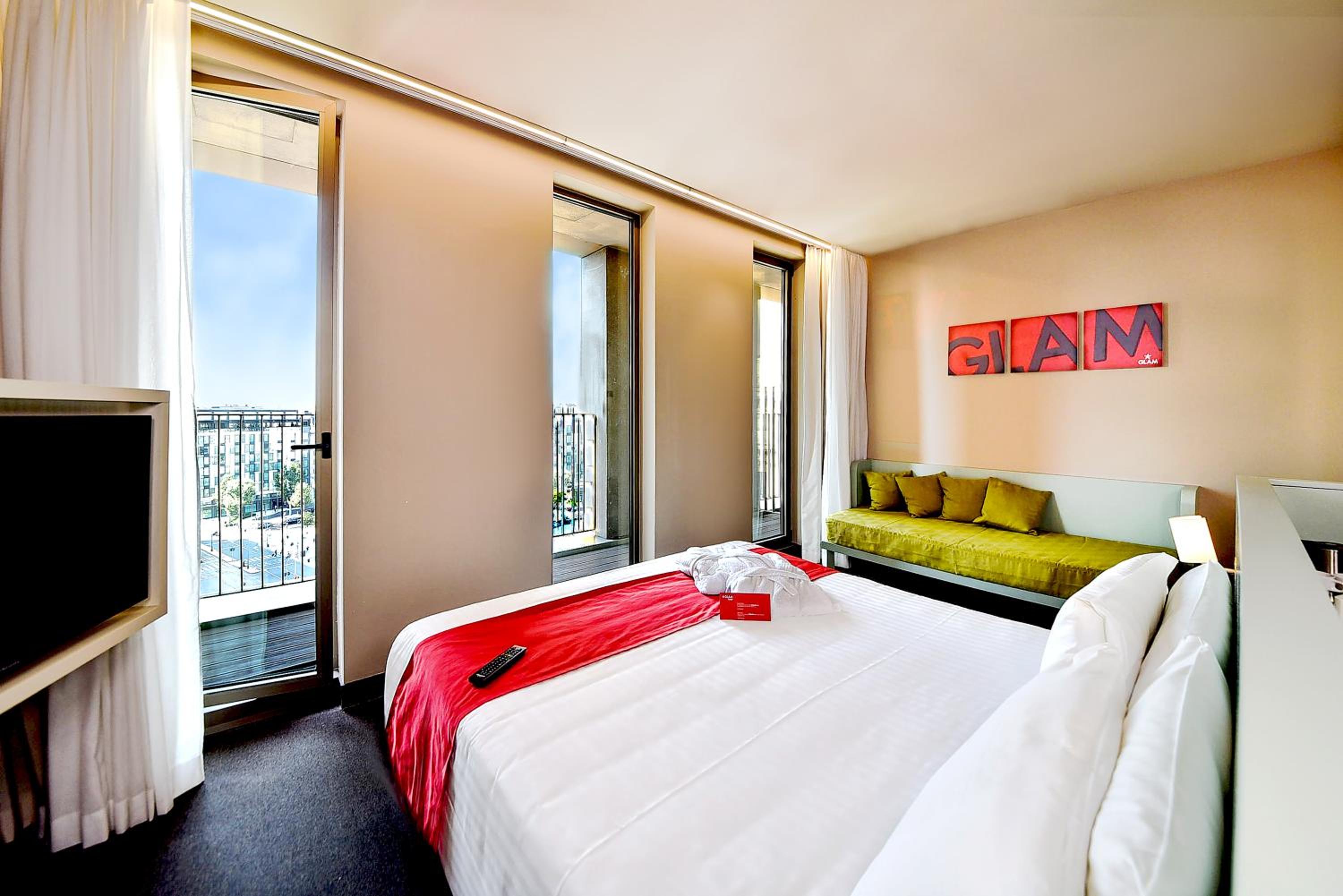 Double Room with Balcony and View