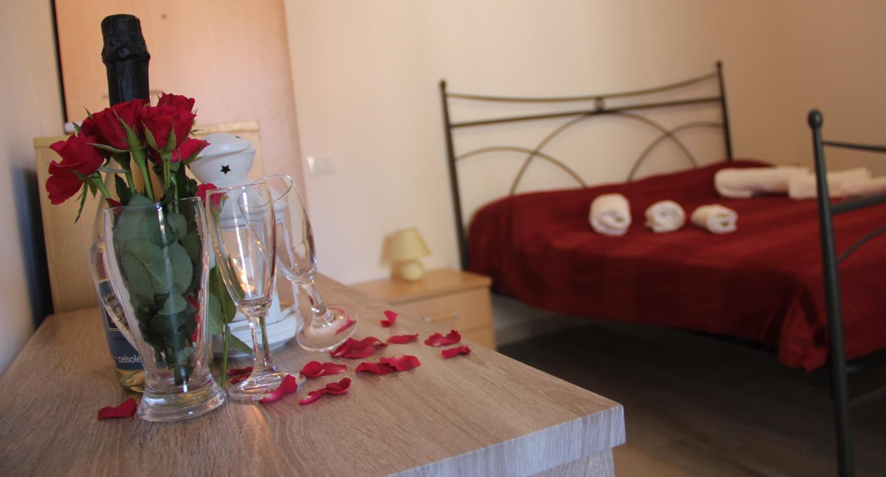 Deluxe Double or Twin Room - Photo 1
