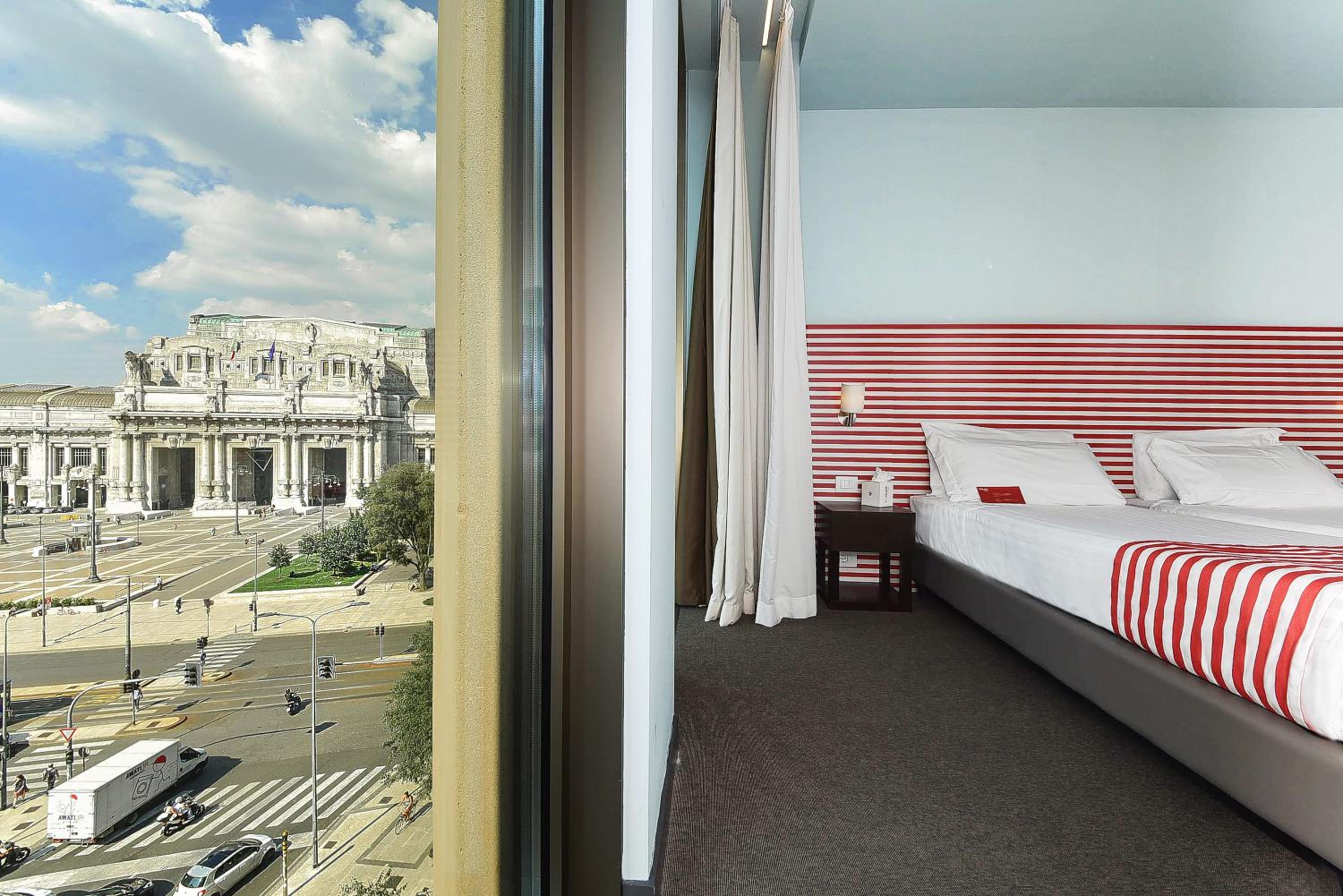 Double Room with View