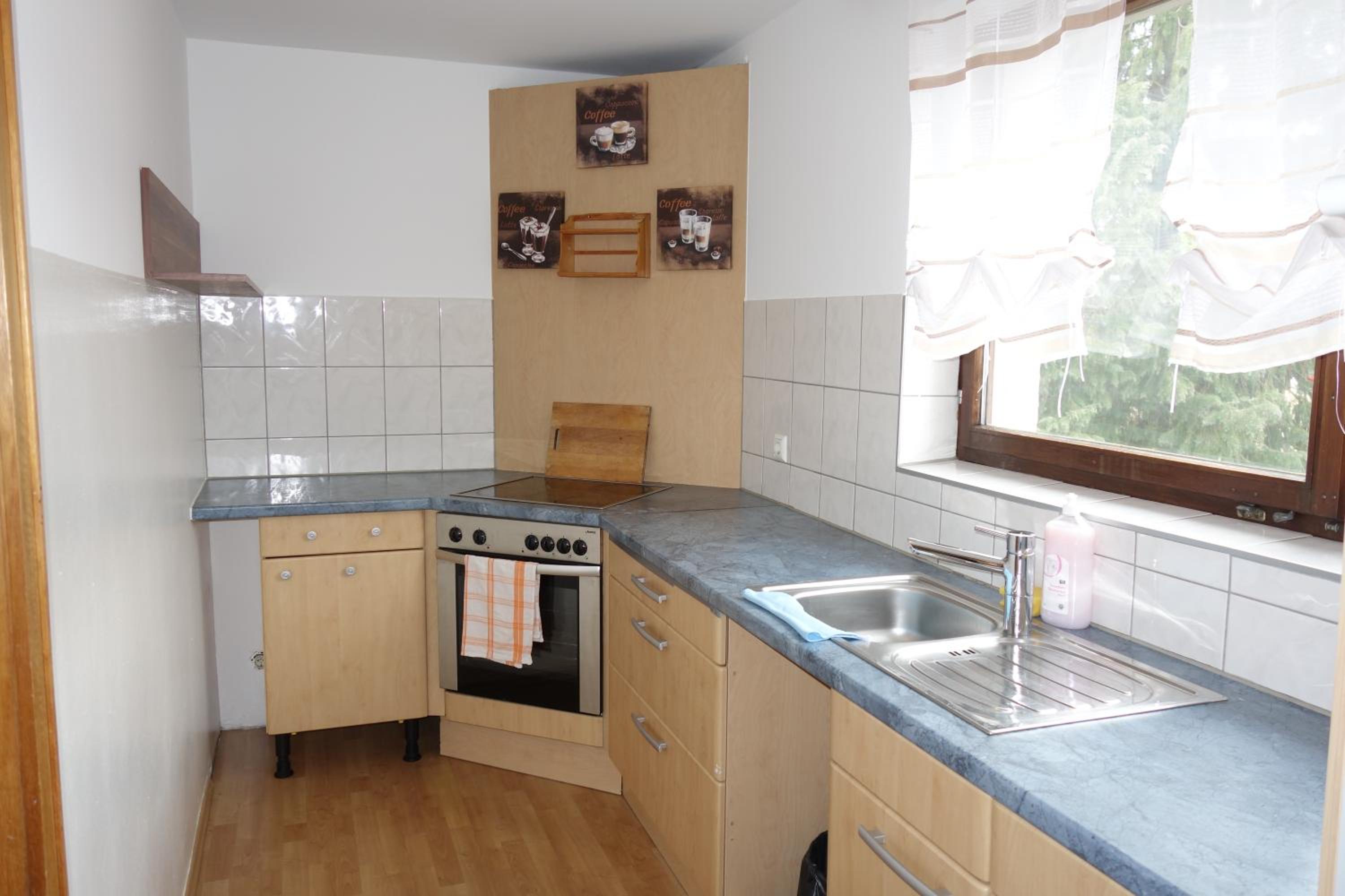 Apartment with Balcony - Photo 14