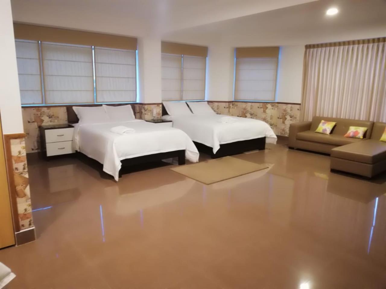 Triple Room