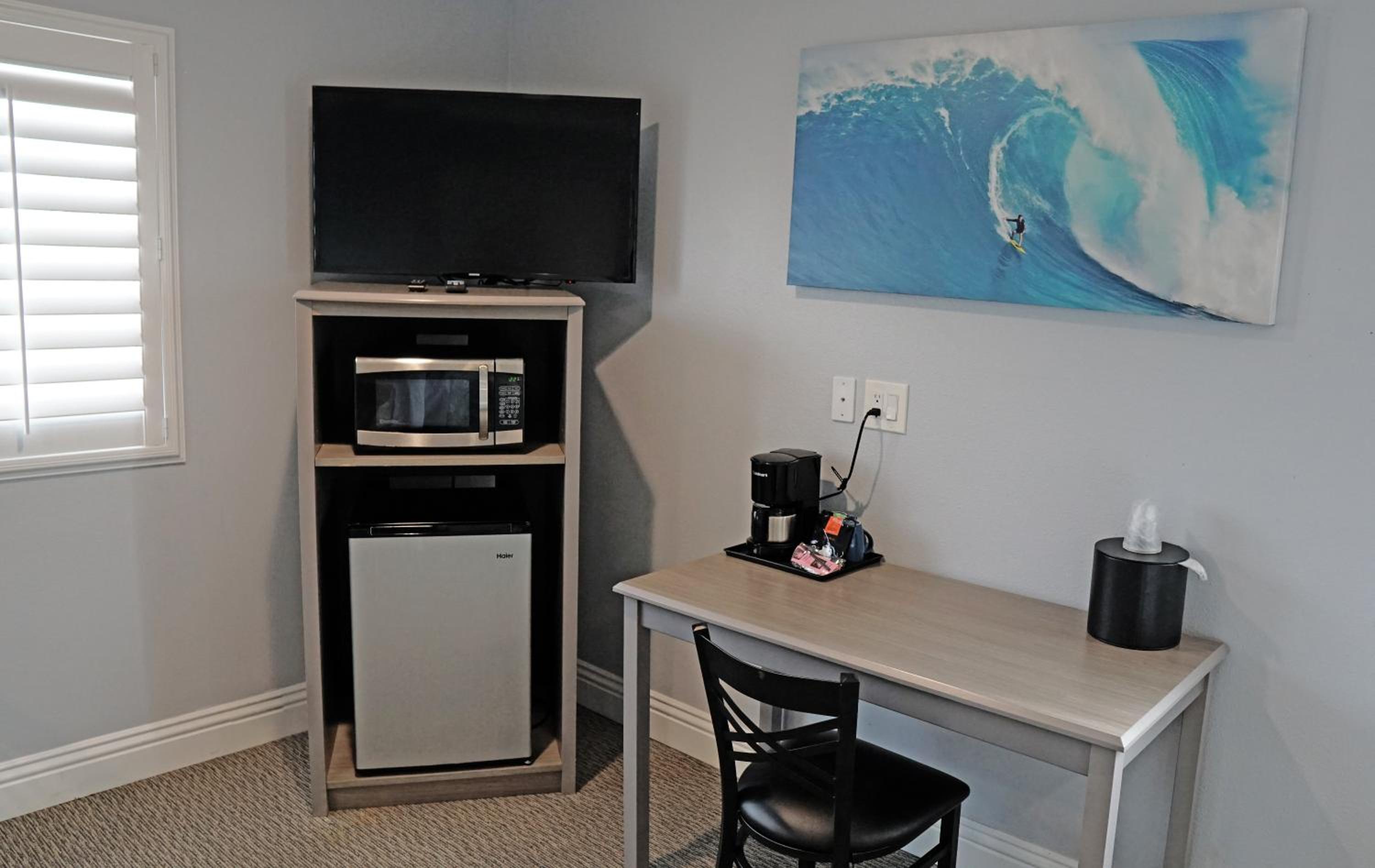 King Room with Spa Bath - Harbor View - Photo 6