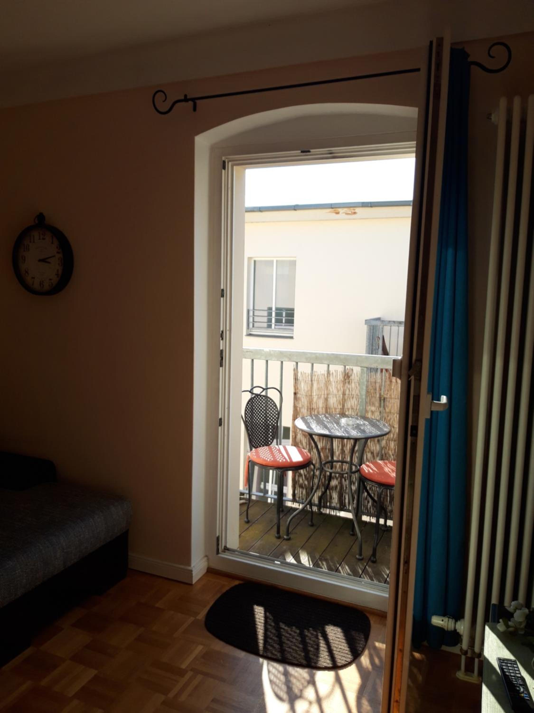 Apartment with Balcony photo 3