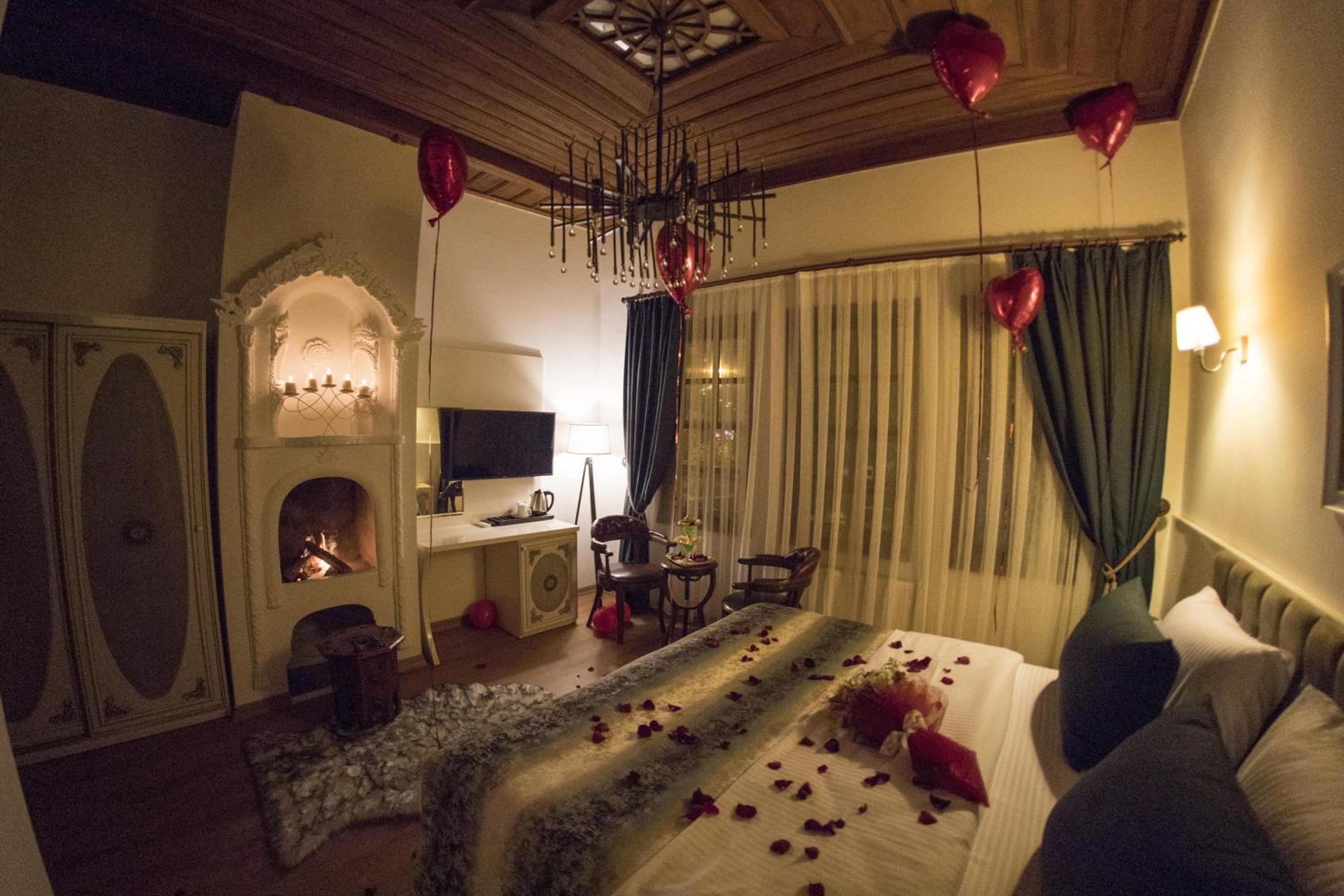 Deluxe Room - Photo 7