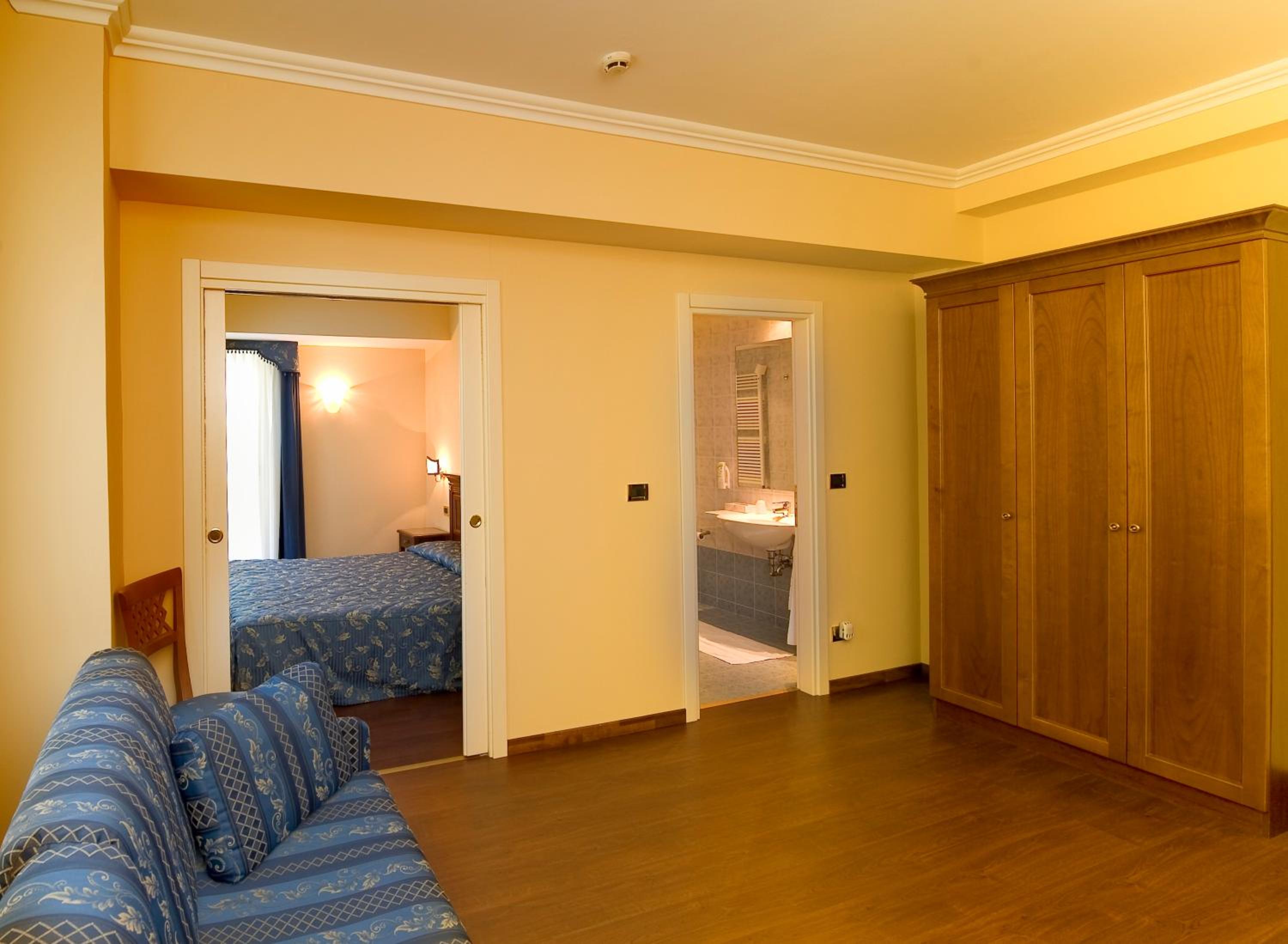 Quadruple Room with Bath