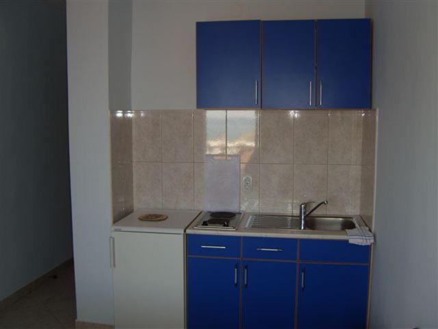 Studio Apartment with Sea View photo 3