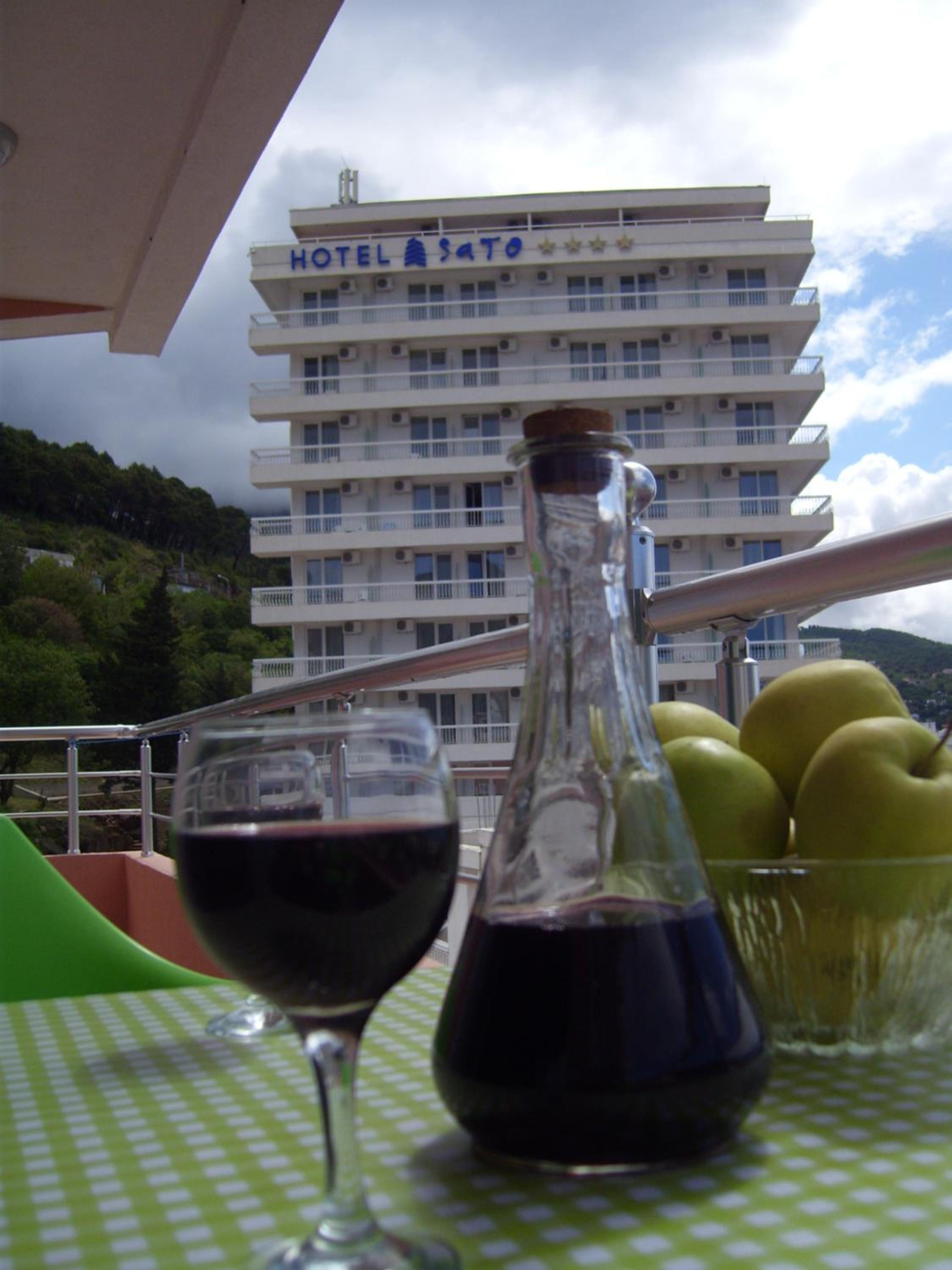 Studio Apartment with Sea View photo 3