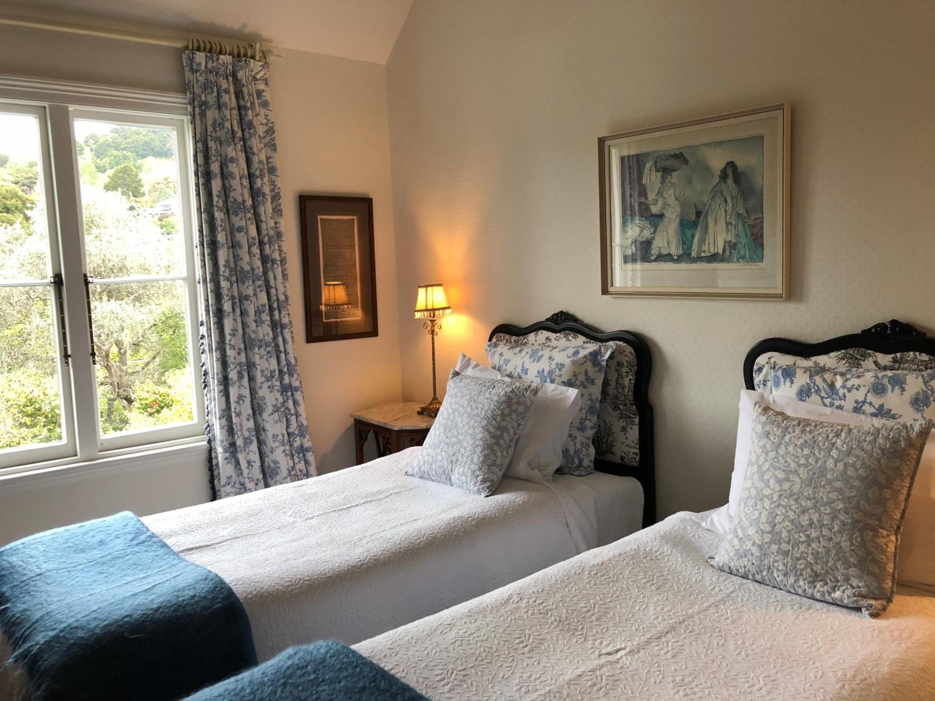 Deluxe Double or Twin Room with Garden View photo 3