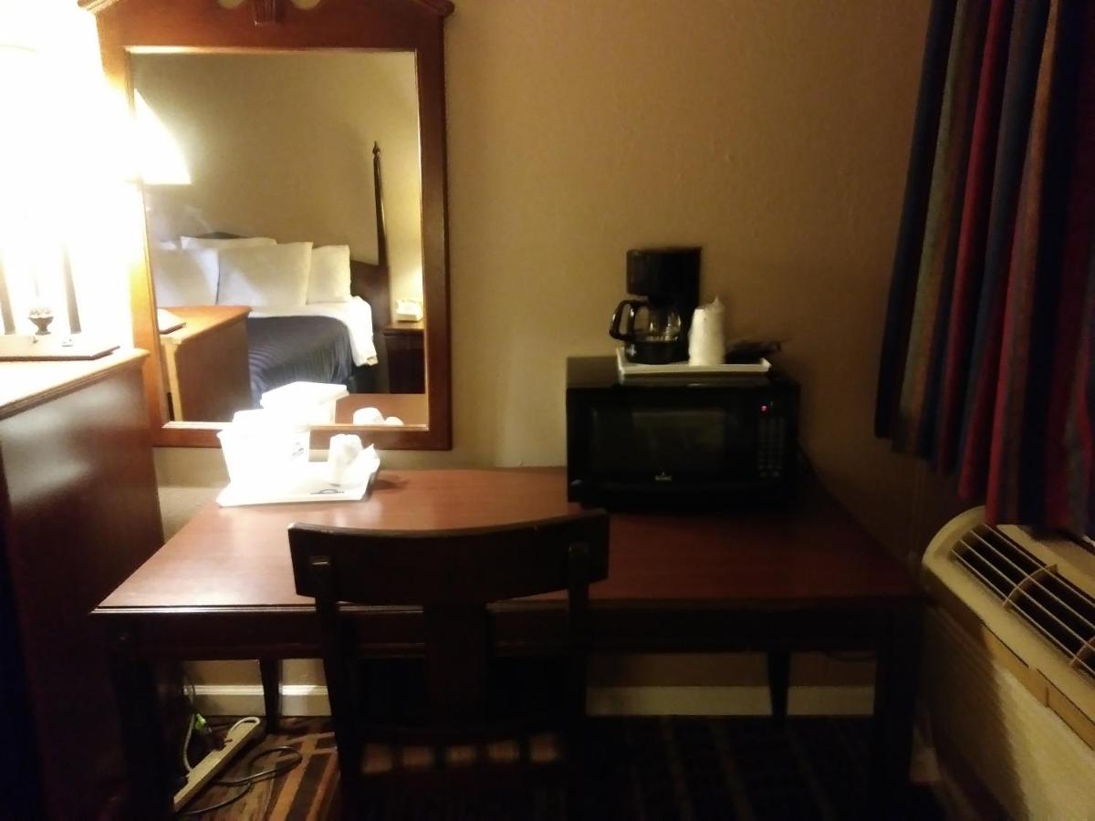 Double Room - Disability Access/Non-Smoking photo 2