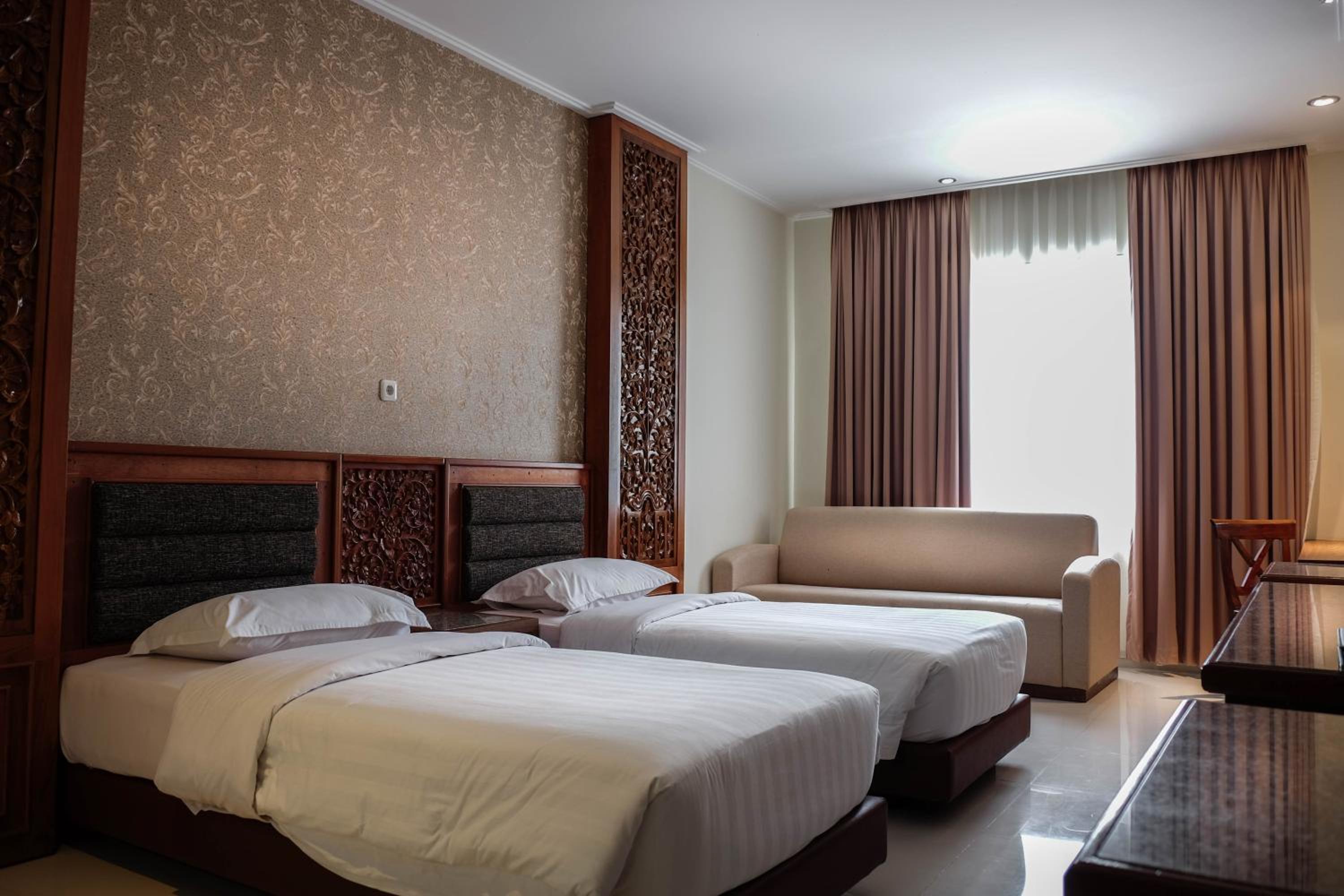 Deluxe Twin Room photo 2
