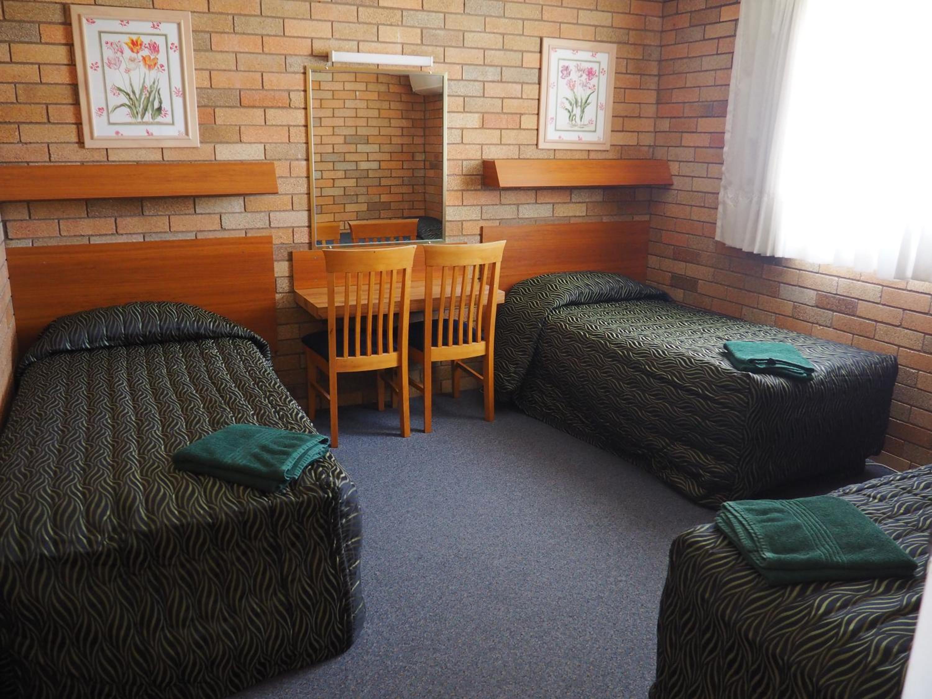 Family Room photo 3