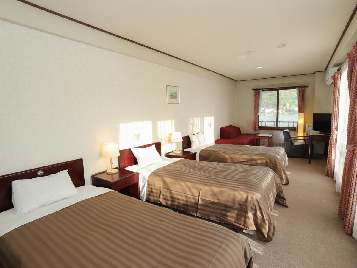 Triple Room With Lake View - Non-Smoking