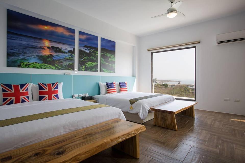 Quadruple Room with Sea View photo 2