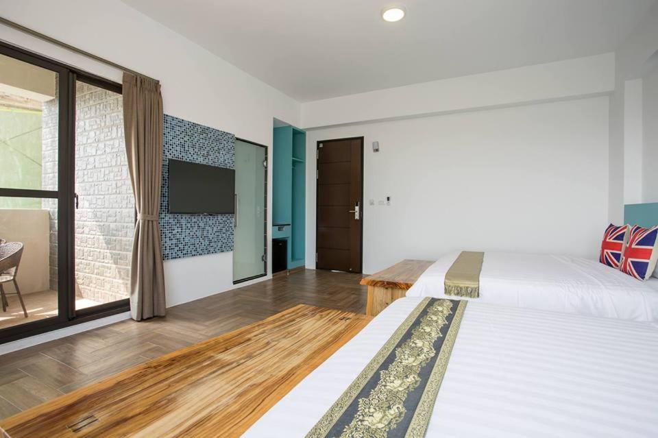 Quadruple Room with Sea View photo 3
