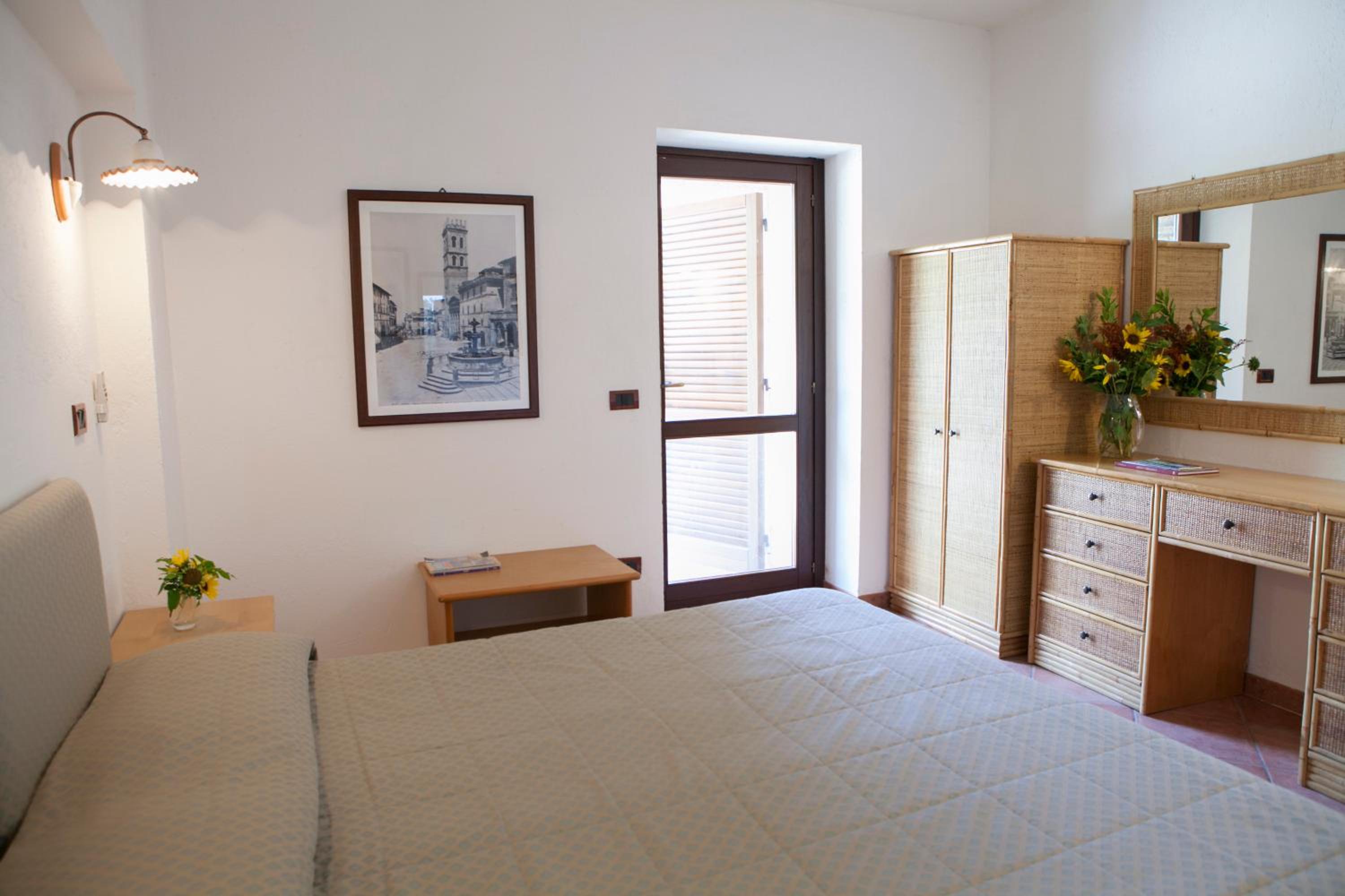Basic Double Room - Photo 4
