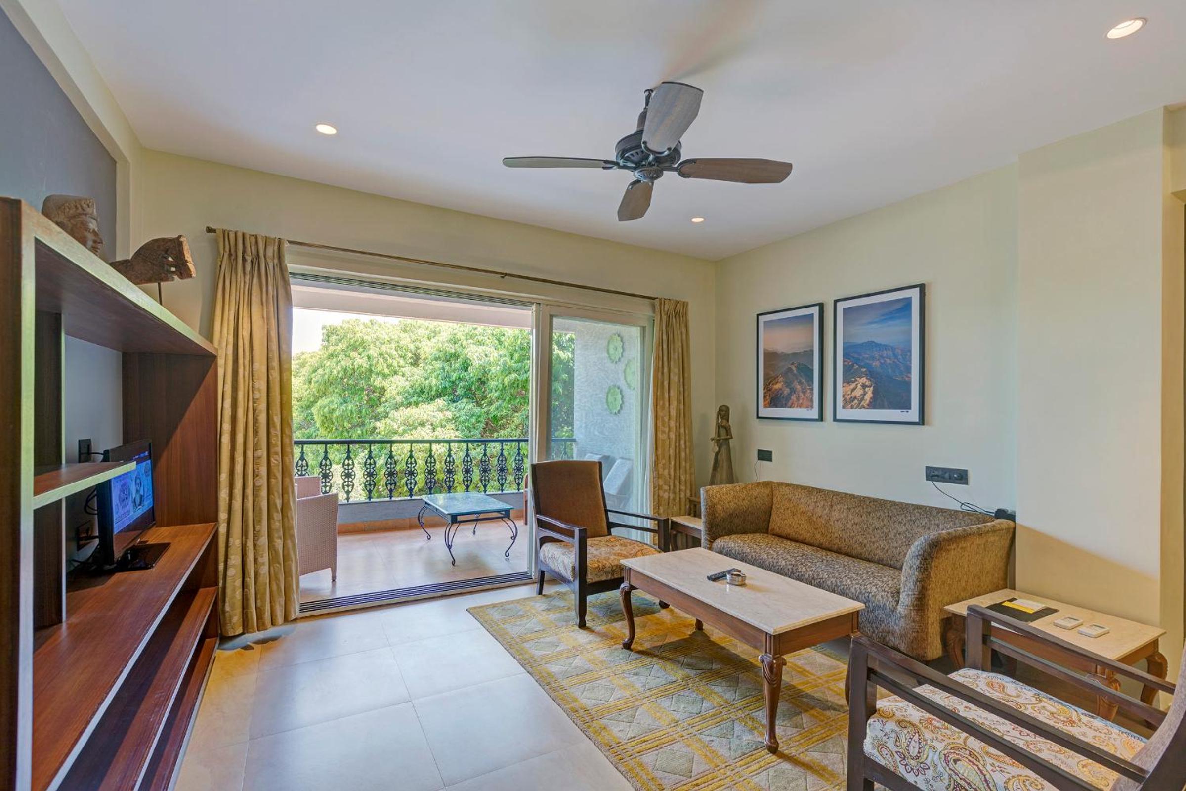 2 Bed Suite - Photo 4