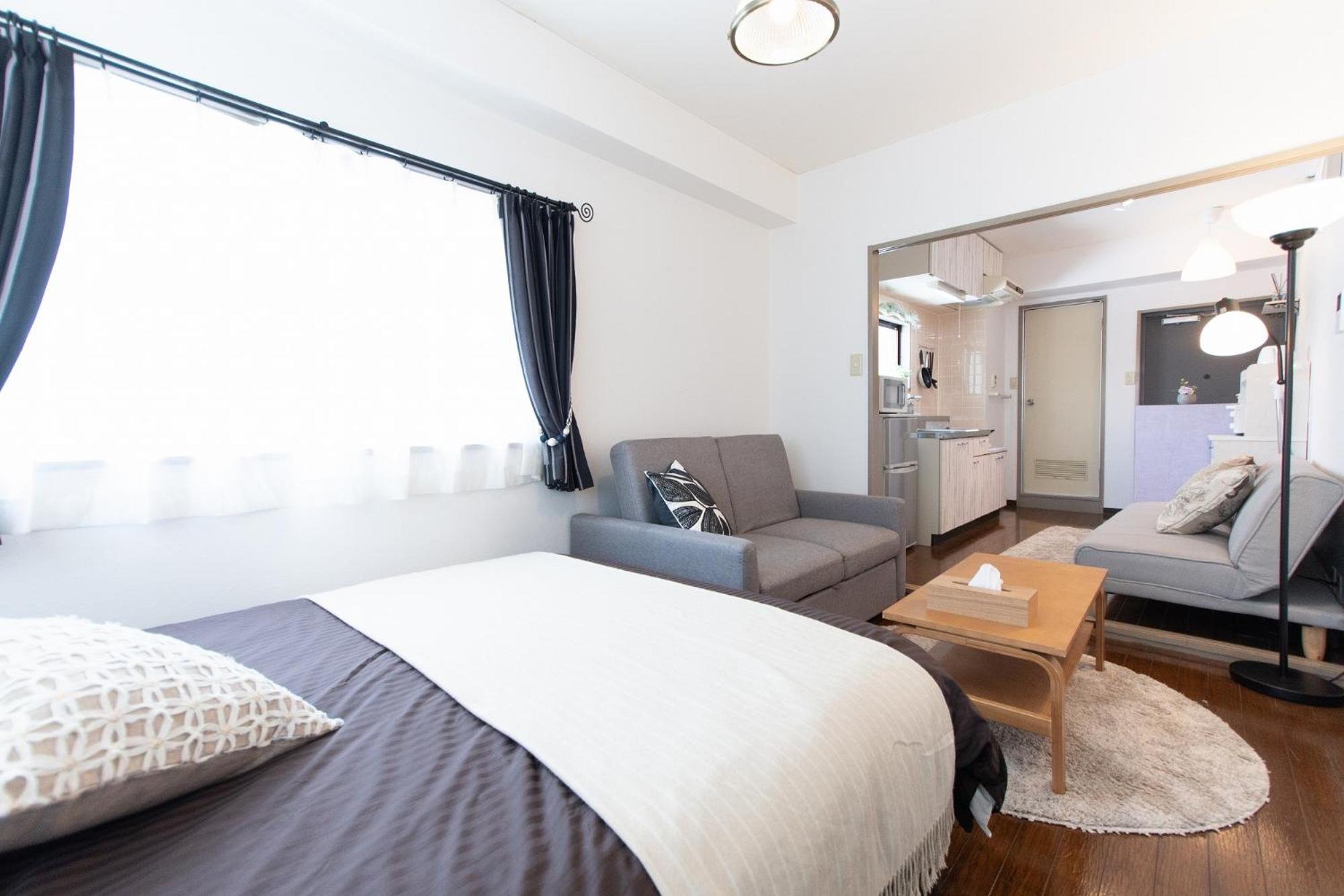 Apartment photo 2