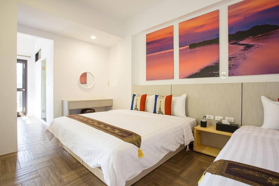 Quadruple Room with Balcony photo 3