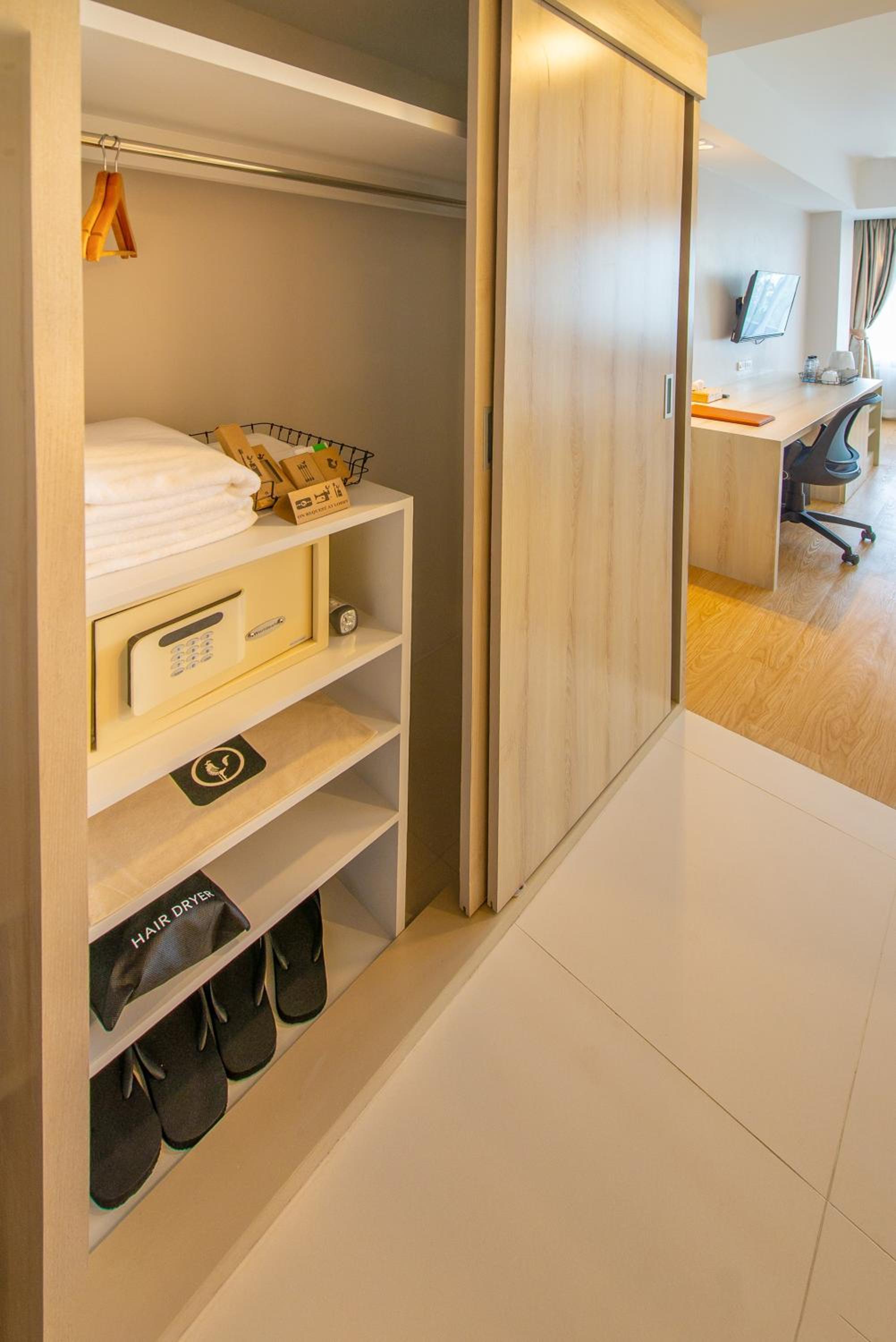 Deluxe Twin Room - Photo 4