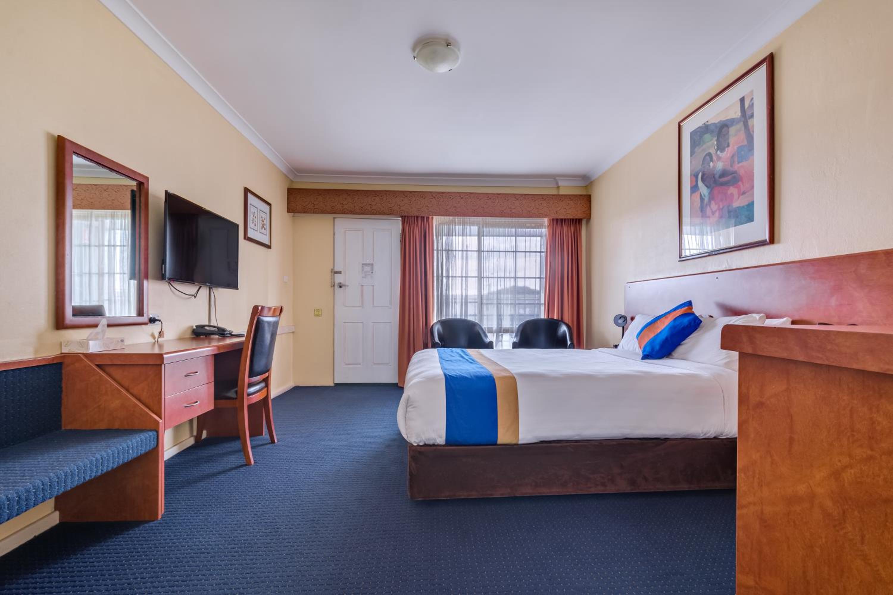 Standard Queen Room - Photo 1