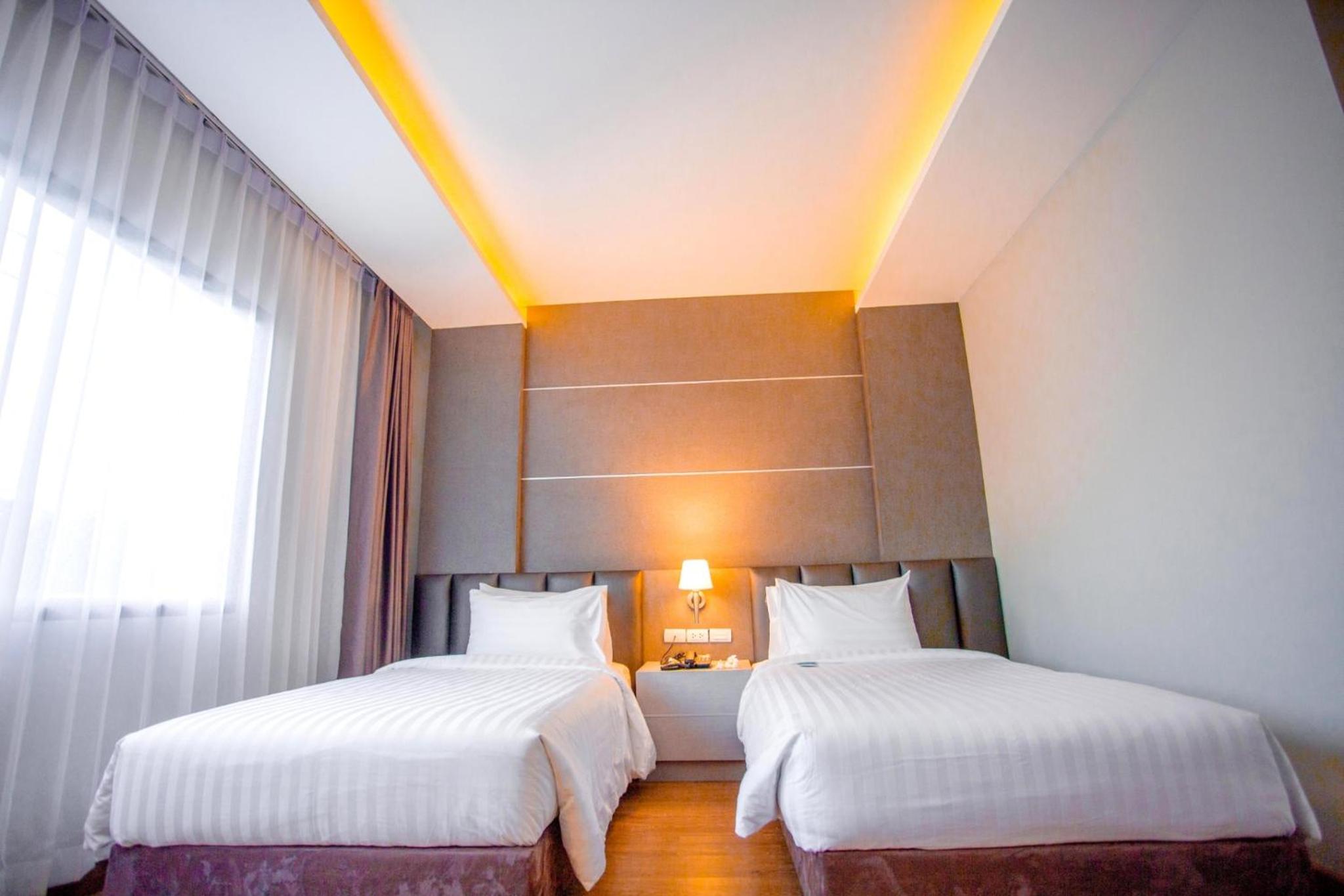 Deluxe Twin Room - Photo 6