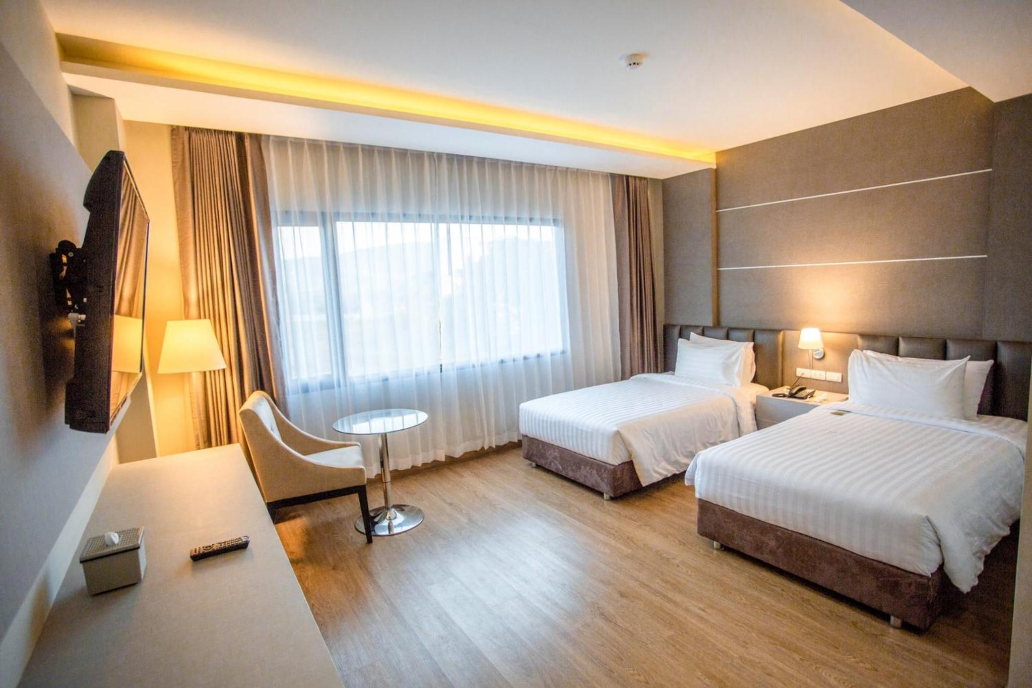 Deluxe Twin Room - Photo 7
