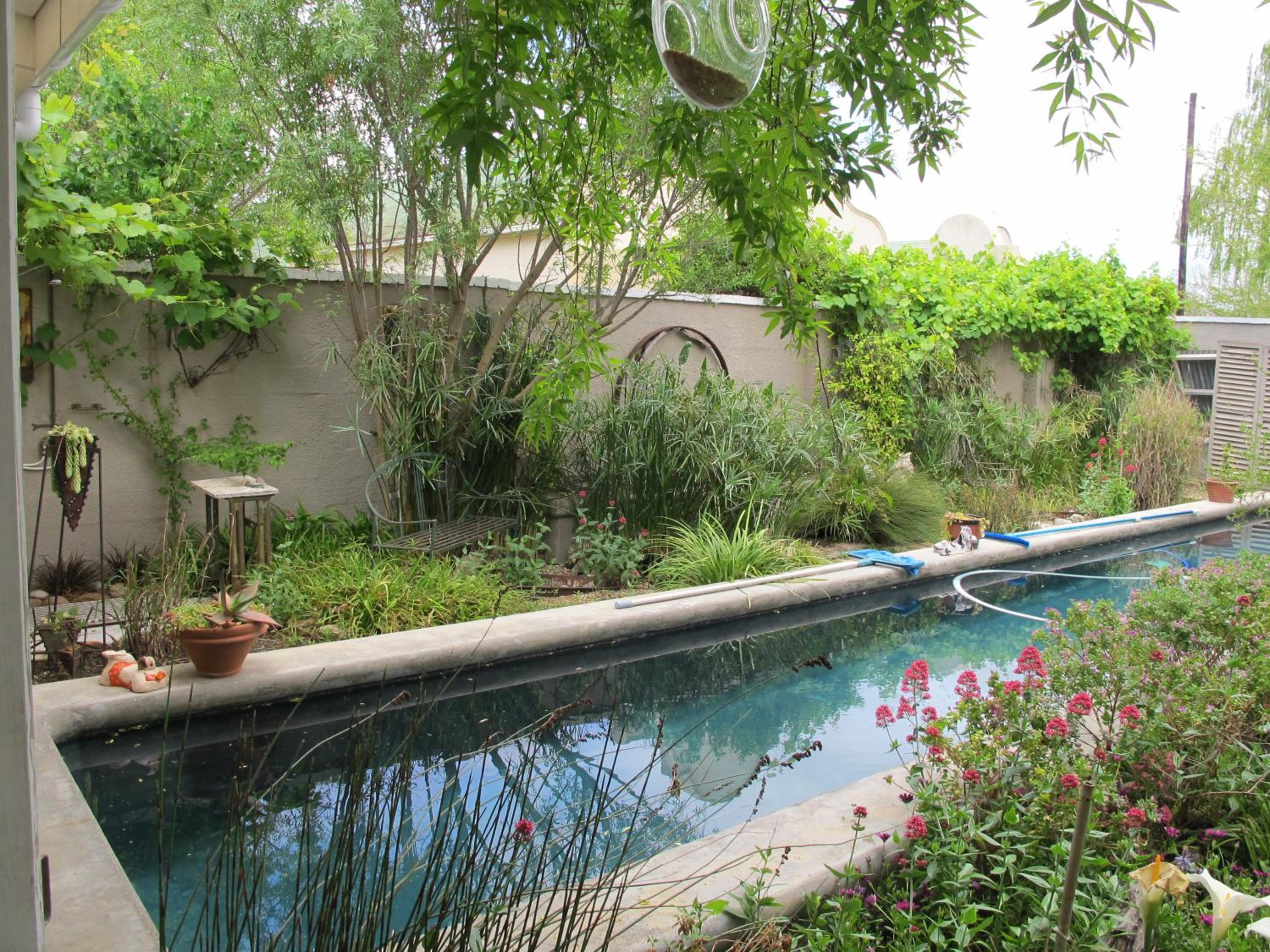 Deluxe Double Room with Shower - Photo 15