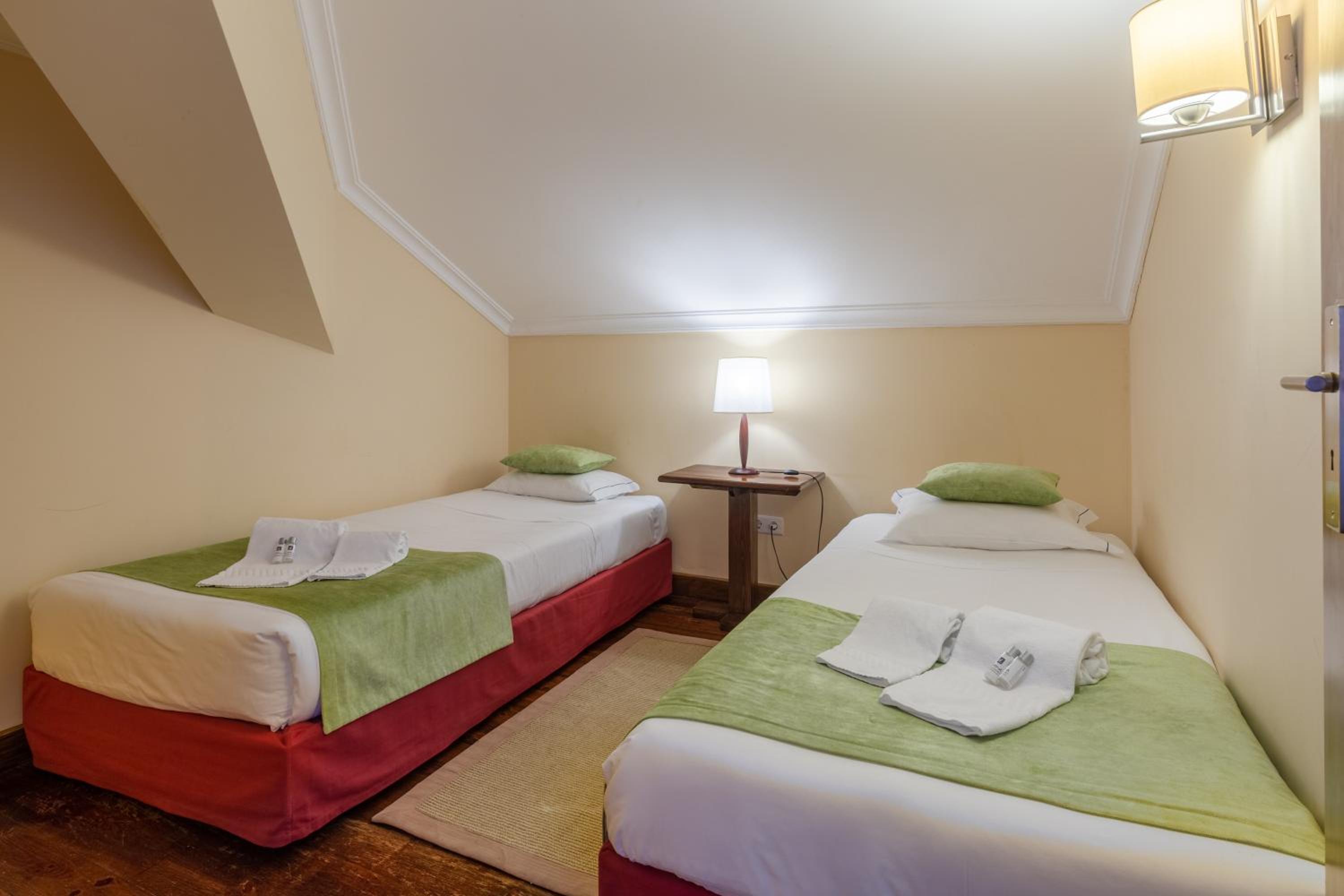 Family Double or Twin Room - Photo 2