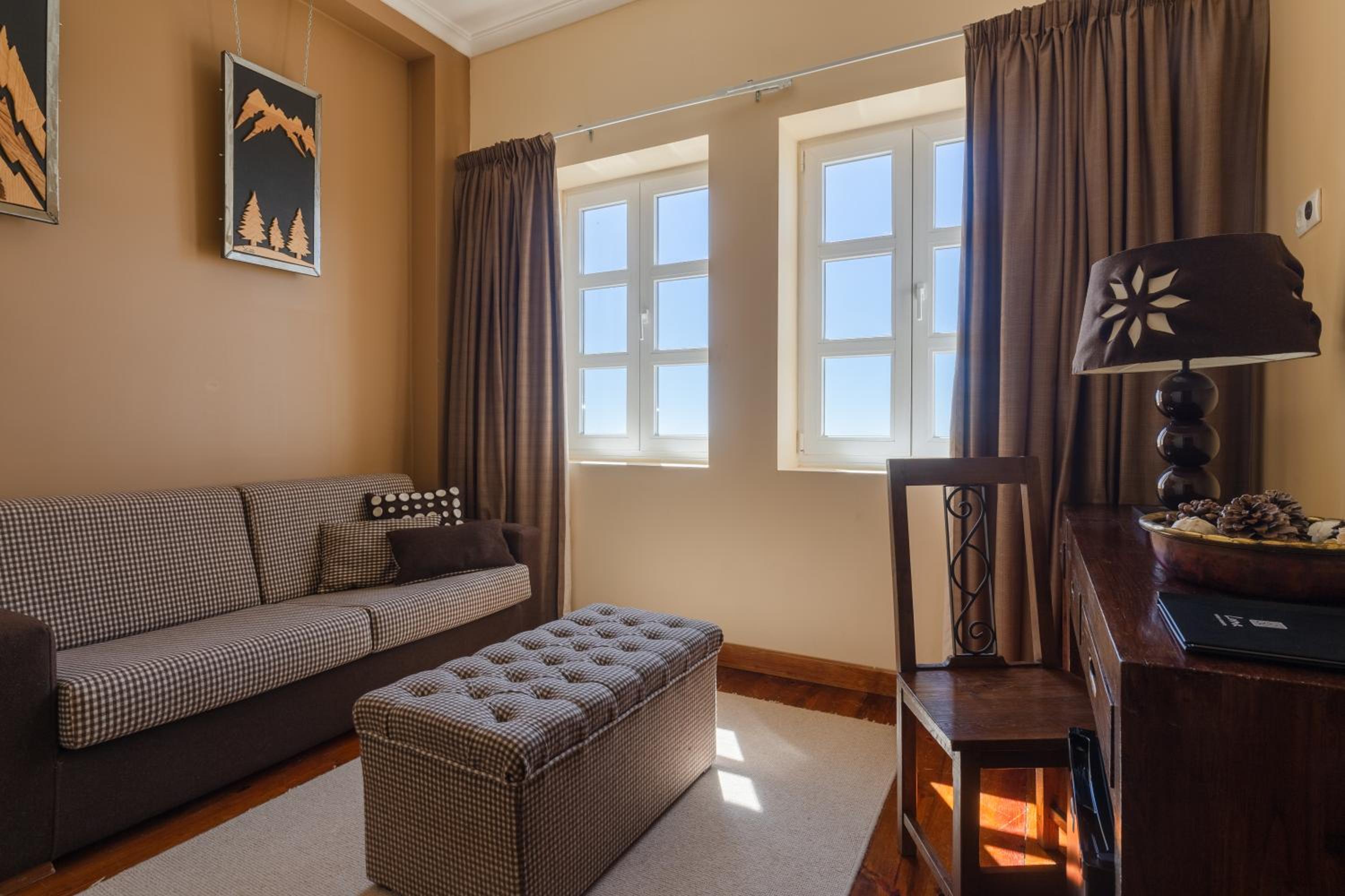 Suite (3 Adults) - Photo 10