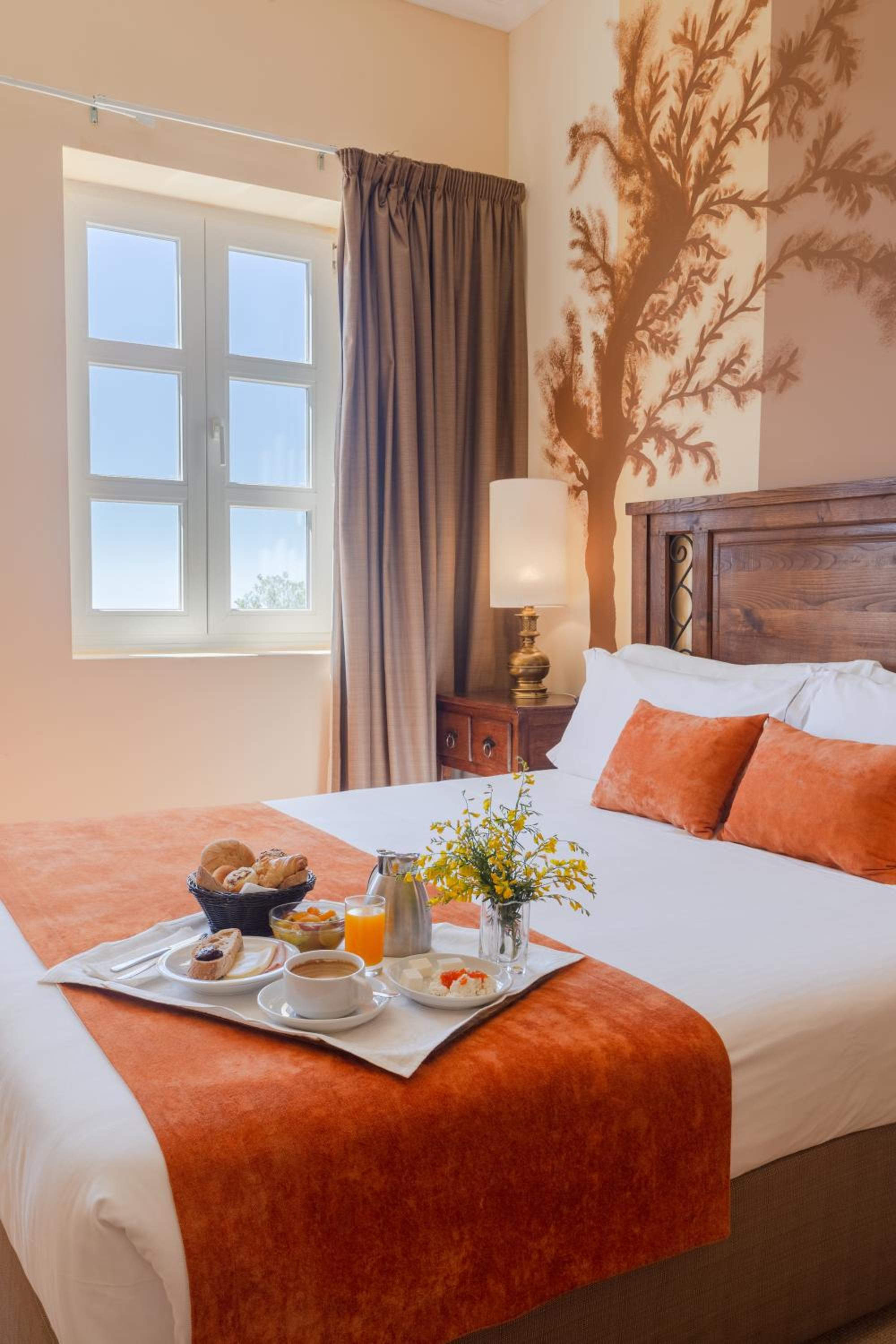 Suite (3 Adults) - Photo 3