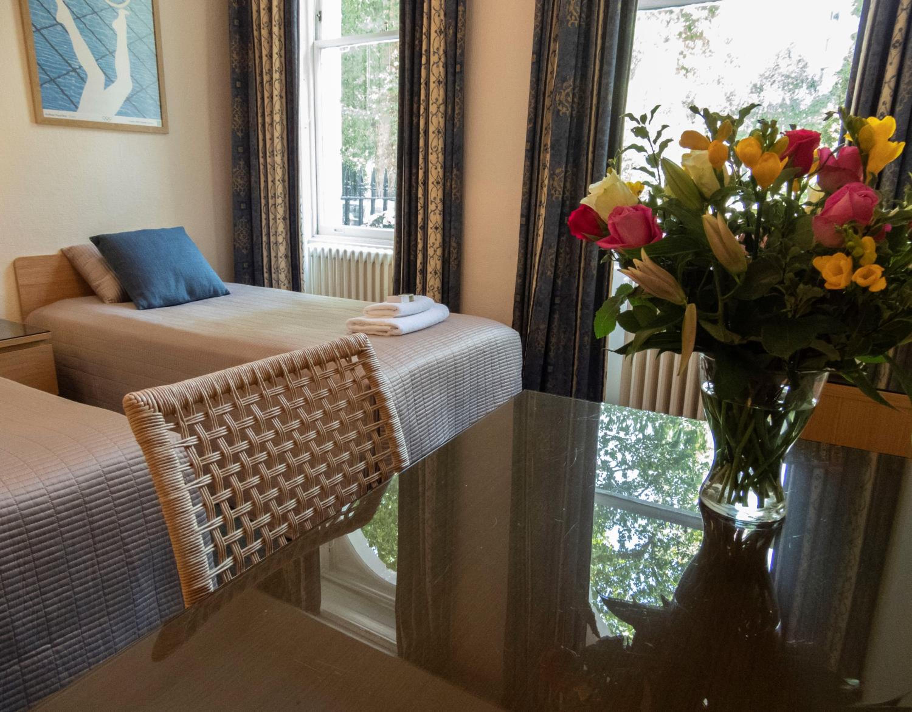 En Suite Twin Room photo 3